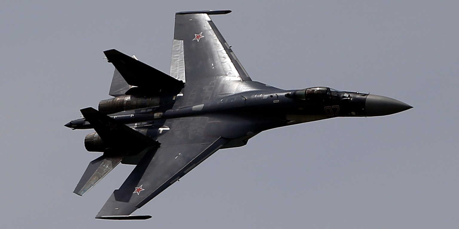 Corea del Sud, Colpi di avvertimento a jet russo