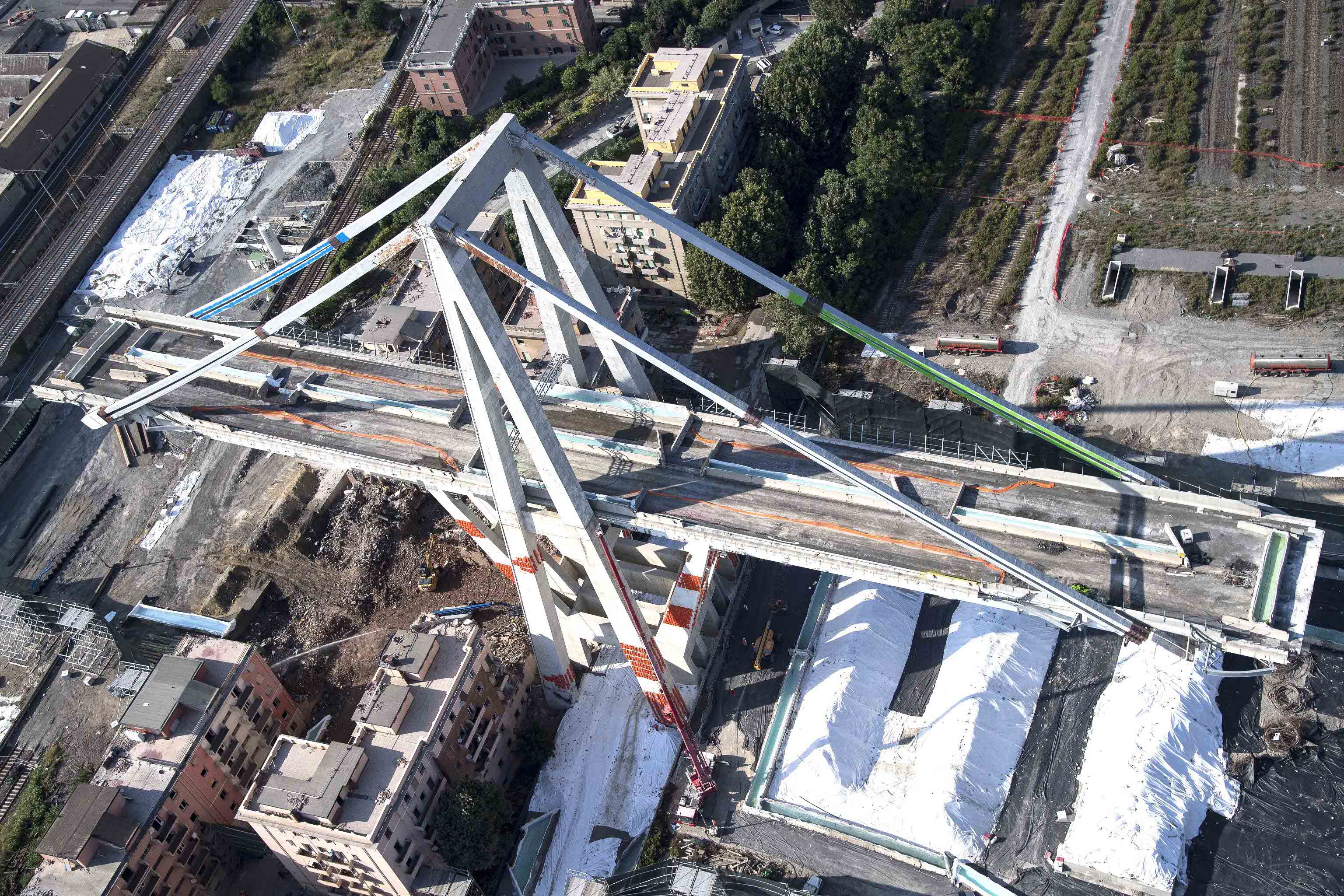 Ponte Morandi, i periti: “Anni senza manutenzione”