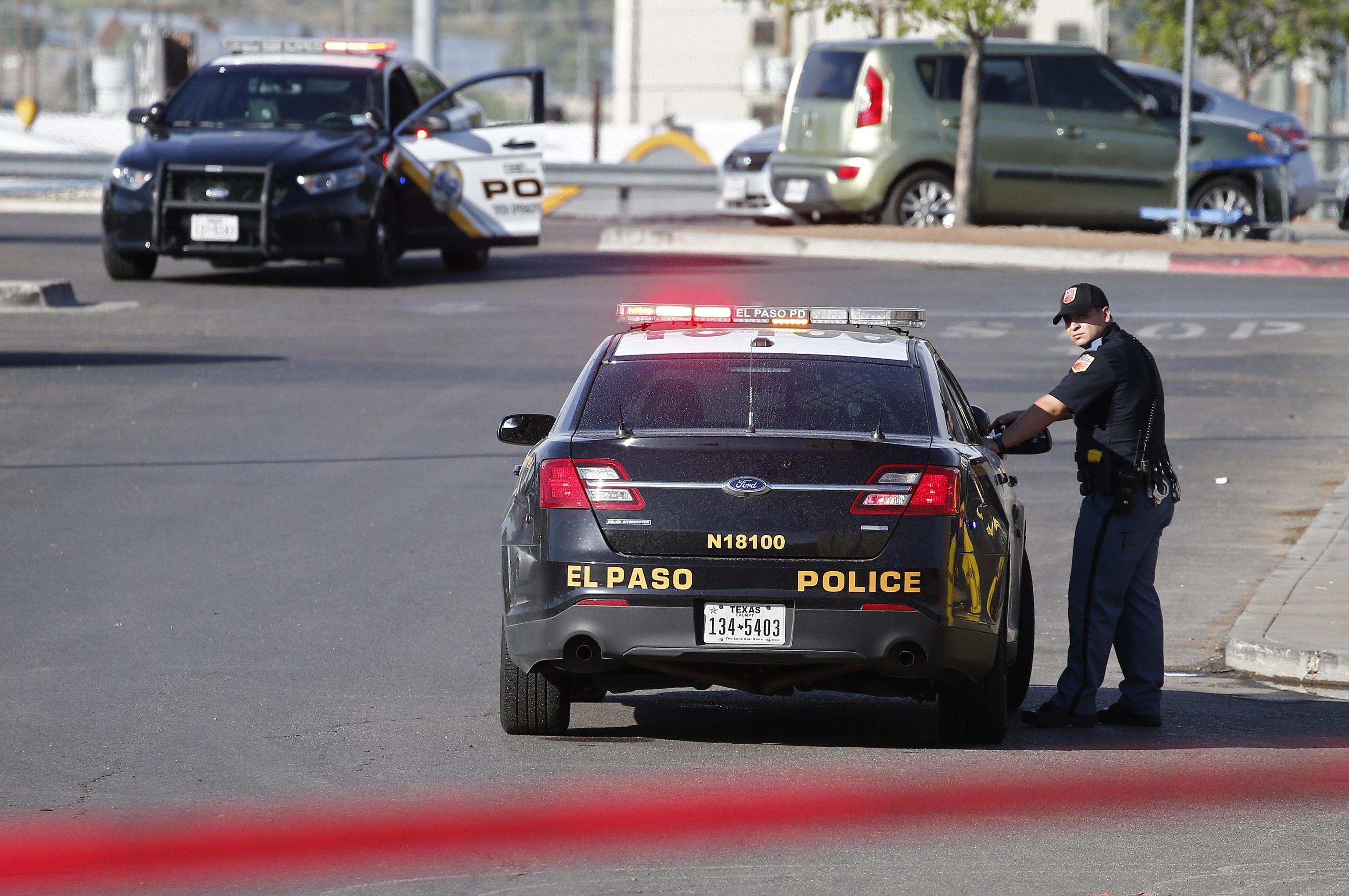 El Paso, Madre del killer avrebbe avvertito la polizia del fucile 