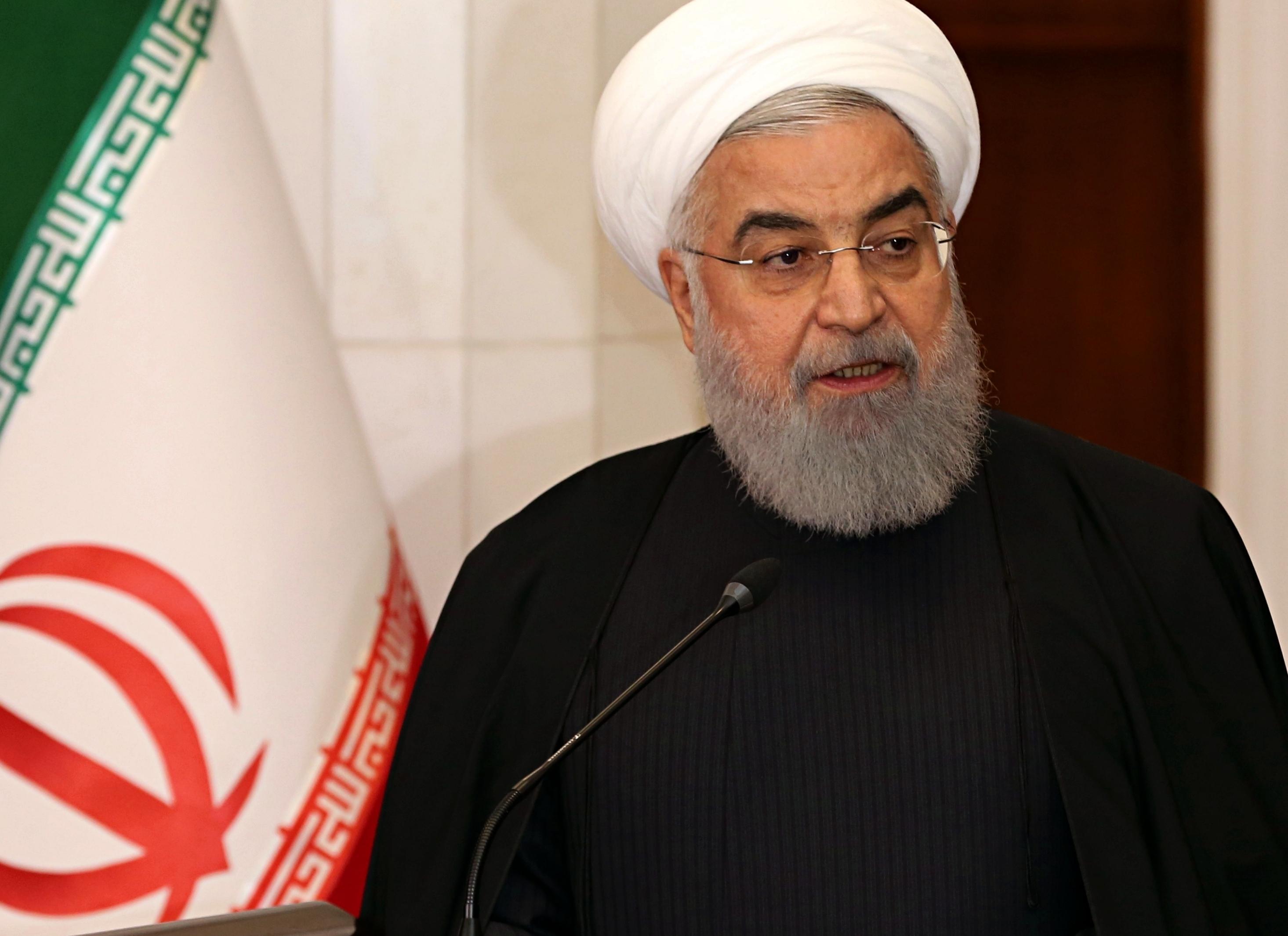 Iran, Rohani: “Nessun dialogo diretto con gli Usa”