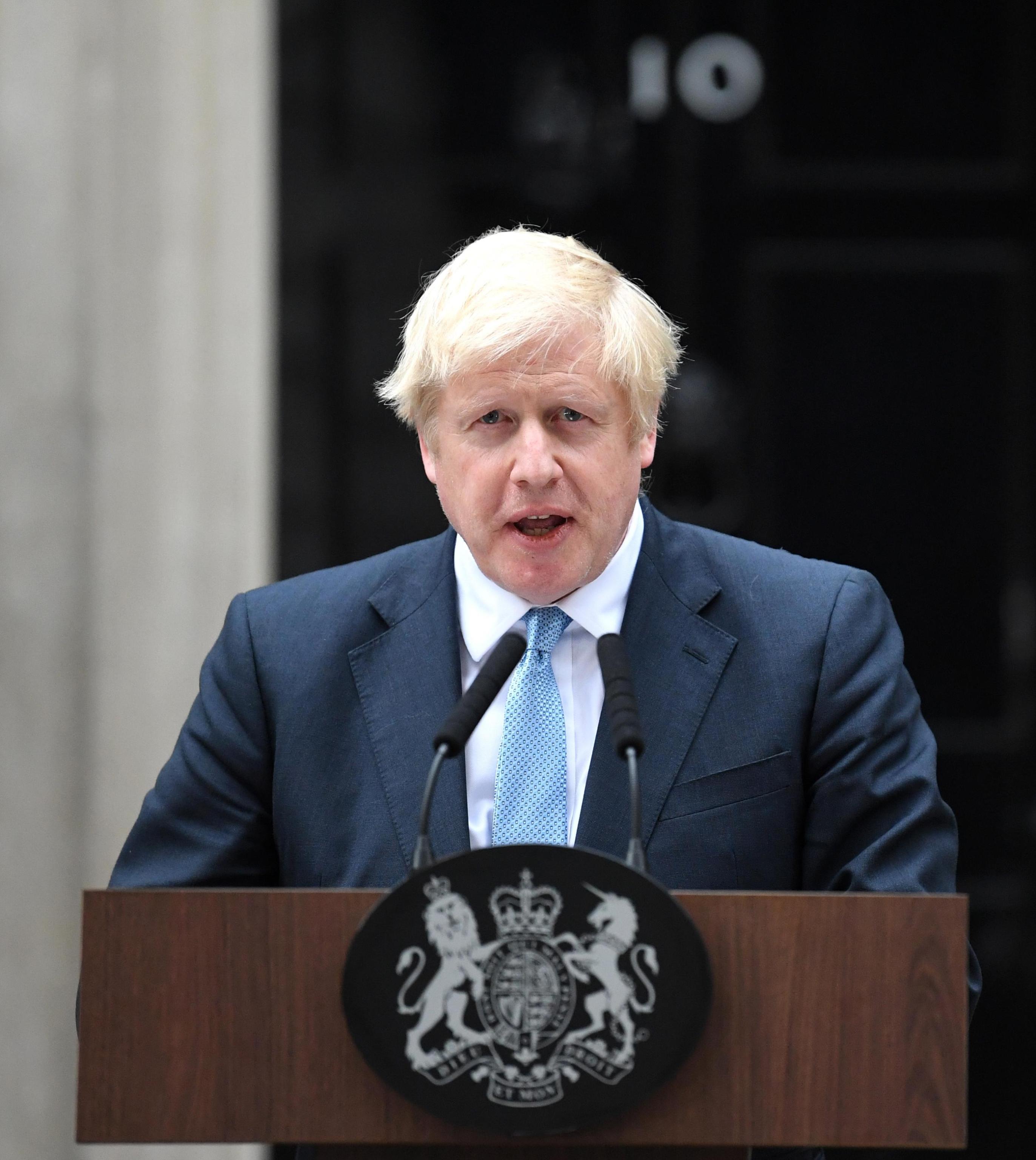 Brexit, Johnson sfida il Parlamento senza maggioranza