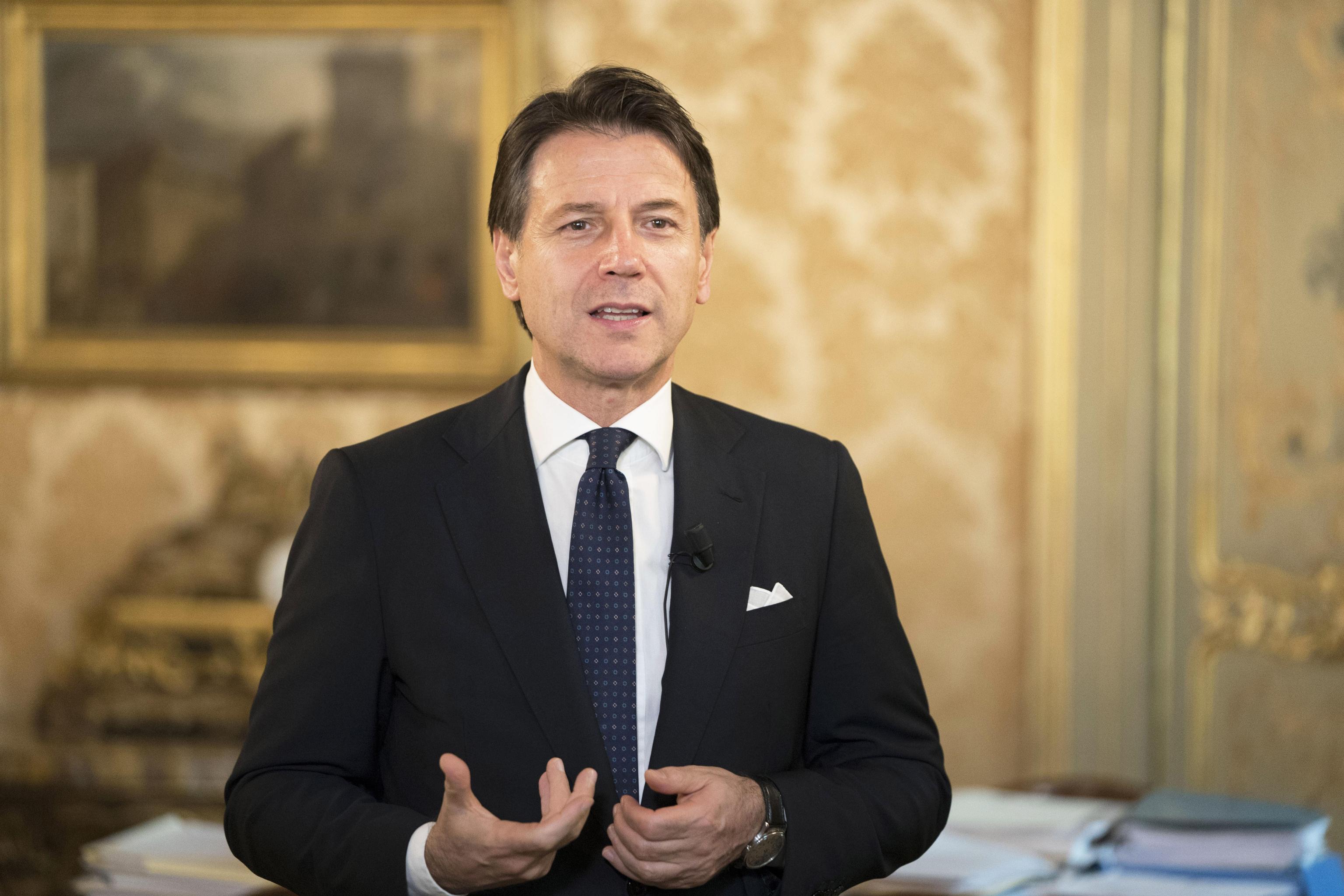 Governo, Conte sale oggi al Quirinale 