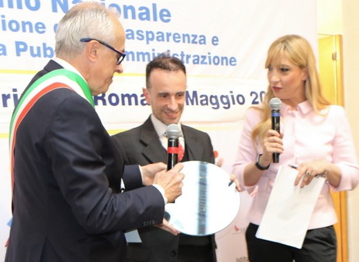 Anagrafe digitale, Aidr: “Bene Attias, Comuni si attivino”