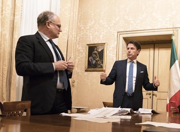 Manovre finanziarie ipocrite