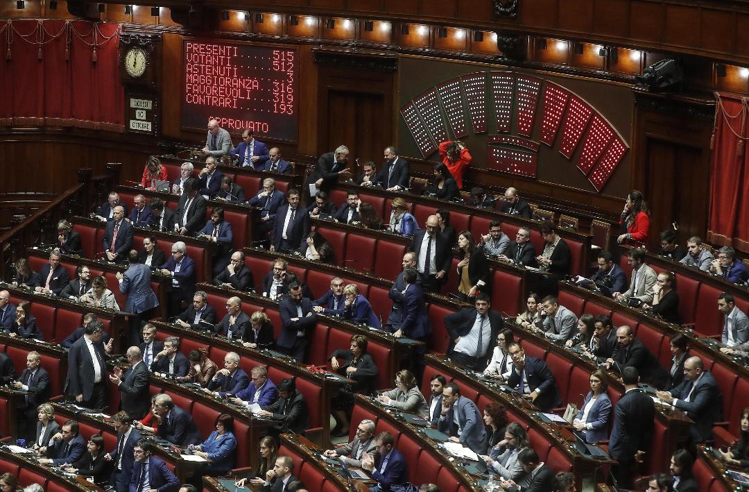 Nadef, sì della Camera per soli 3 voti: governo in bilico