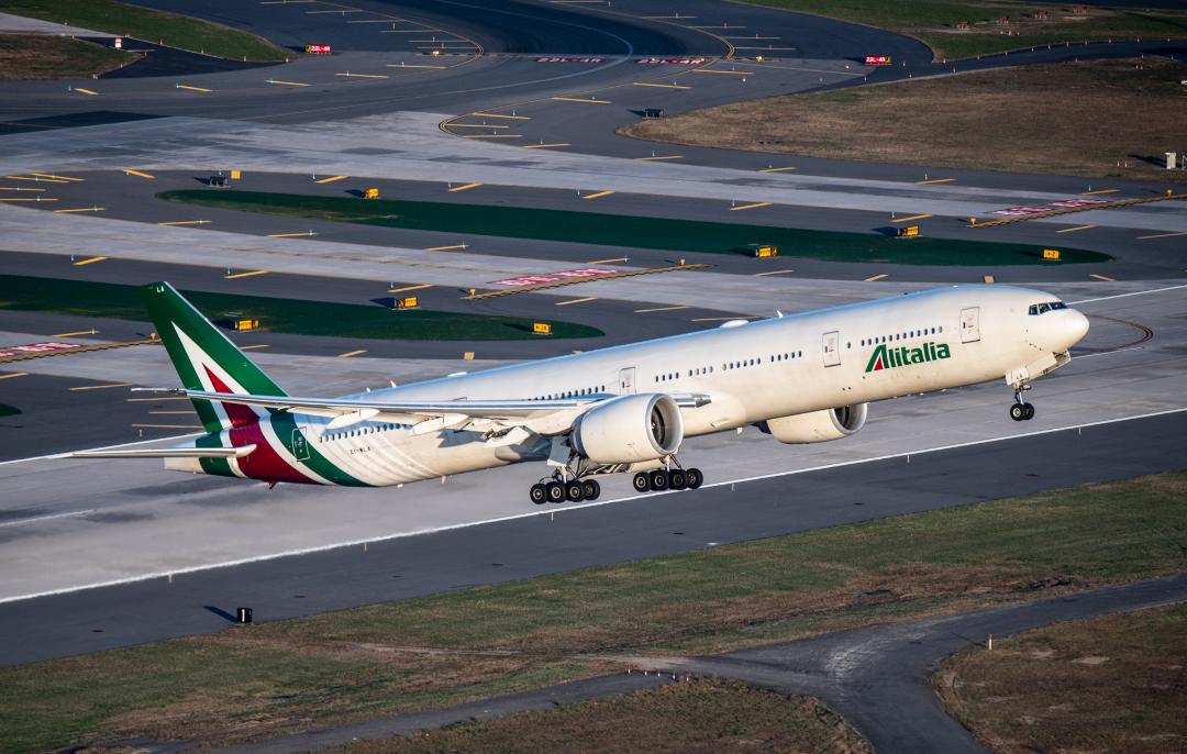 Alitalia: dallo Stato un nuovo prestito da 350 milioni 