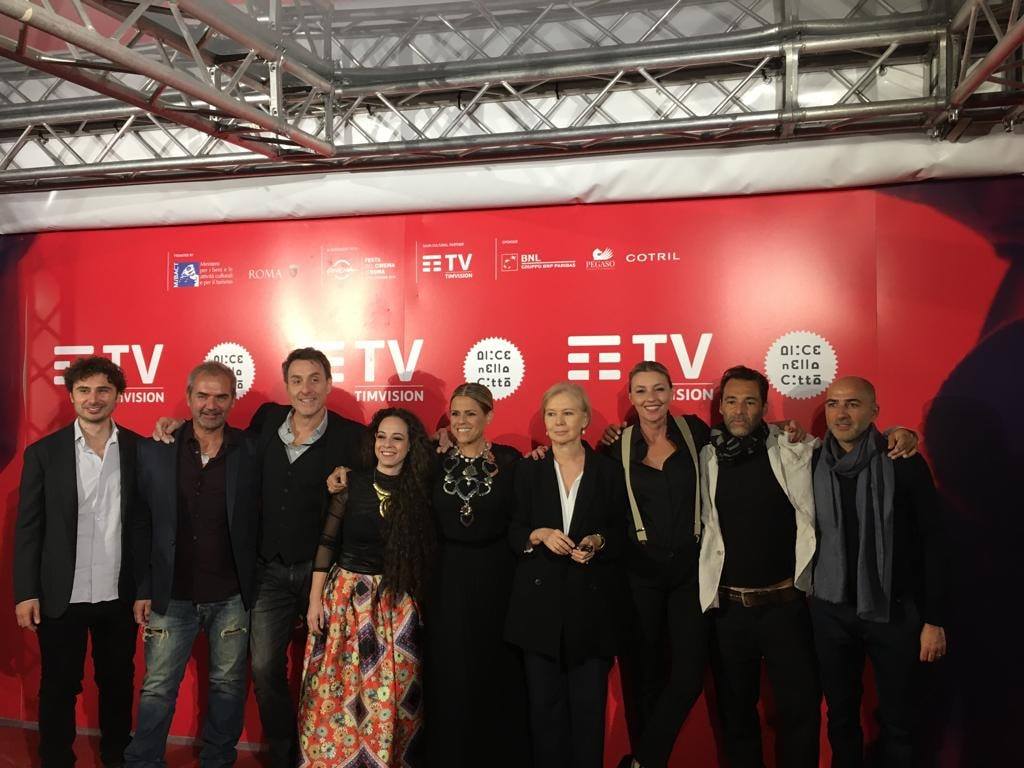 “Il suono della voce” di Tosca nei suoni delle voci dal mondo