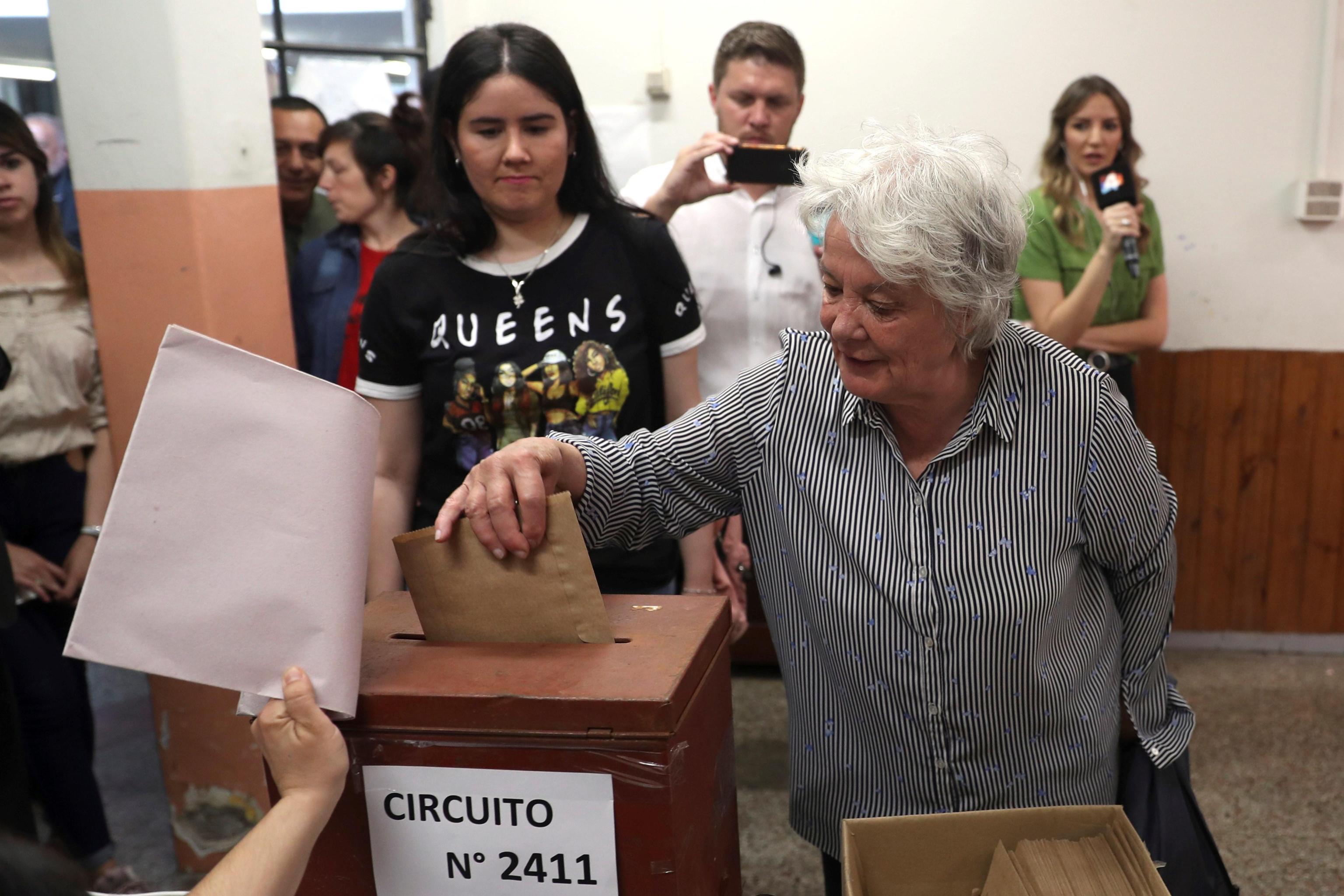 Uruguay verso il ballottaggio del 24 novembre
