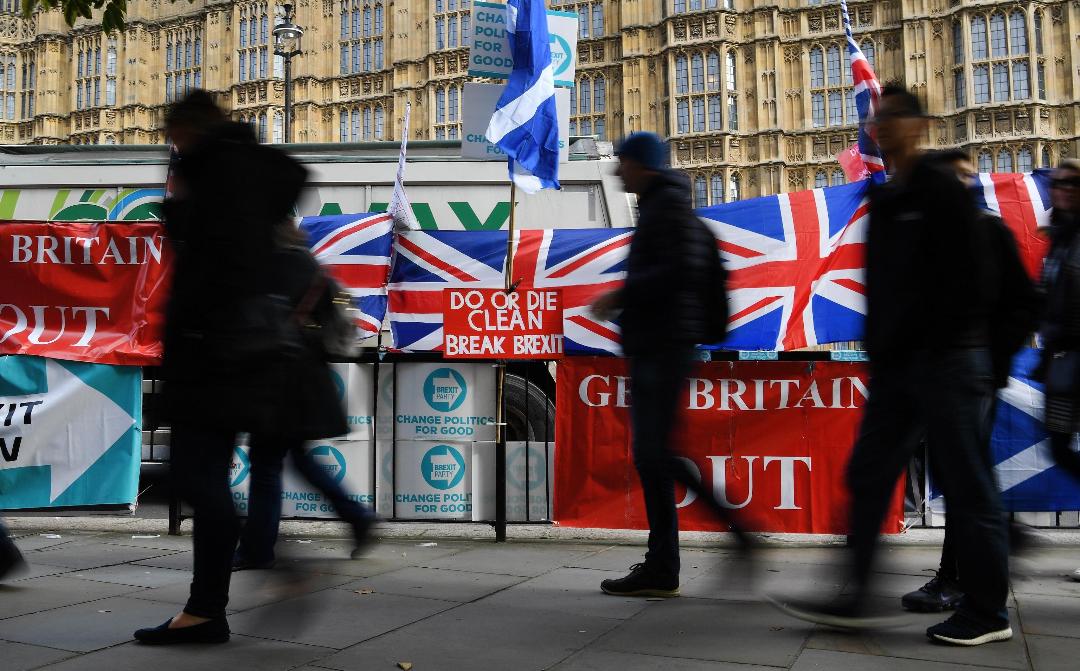 Brexit, No voto a 16enni e cittadini Ue: elezioni il 12 dicembre