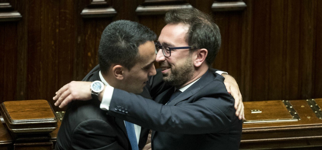 La barbarie avanza sotto il cielo pentastellato