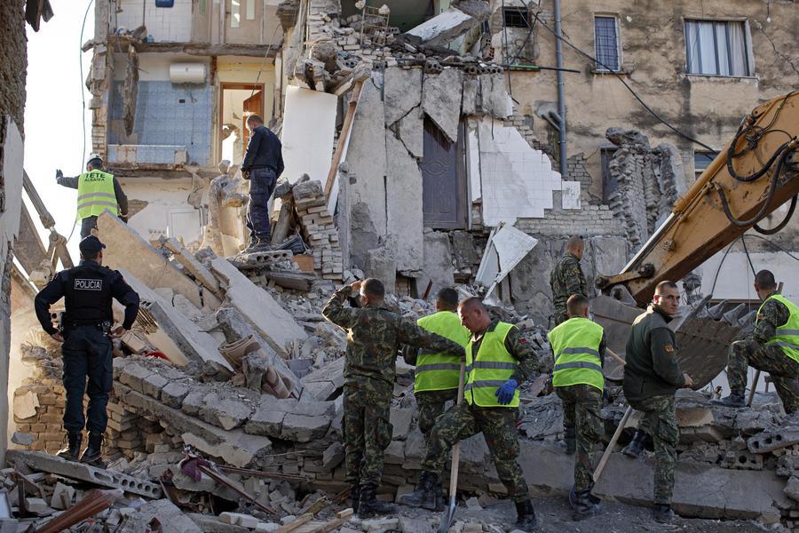 Terremoto in Albania: salgono a 49 i morti