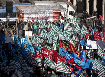 Ex Ilva, manifestazione a Roma insieme agli operai di altre aziende