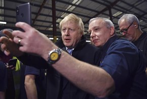 Regno Unito al voto, i sondaggi dicono Johnson