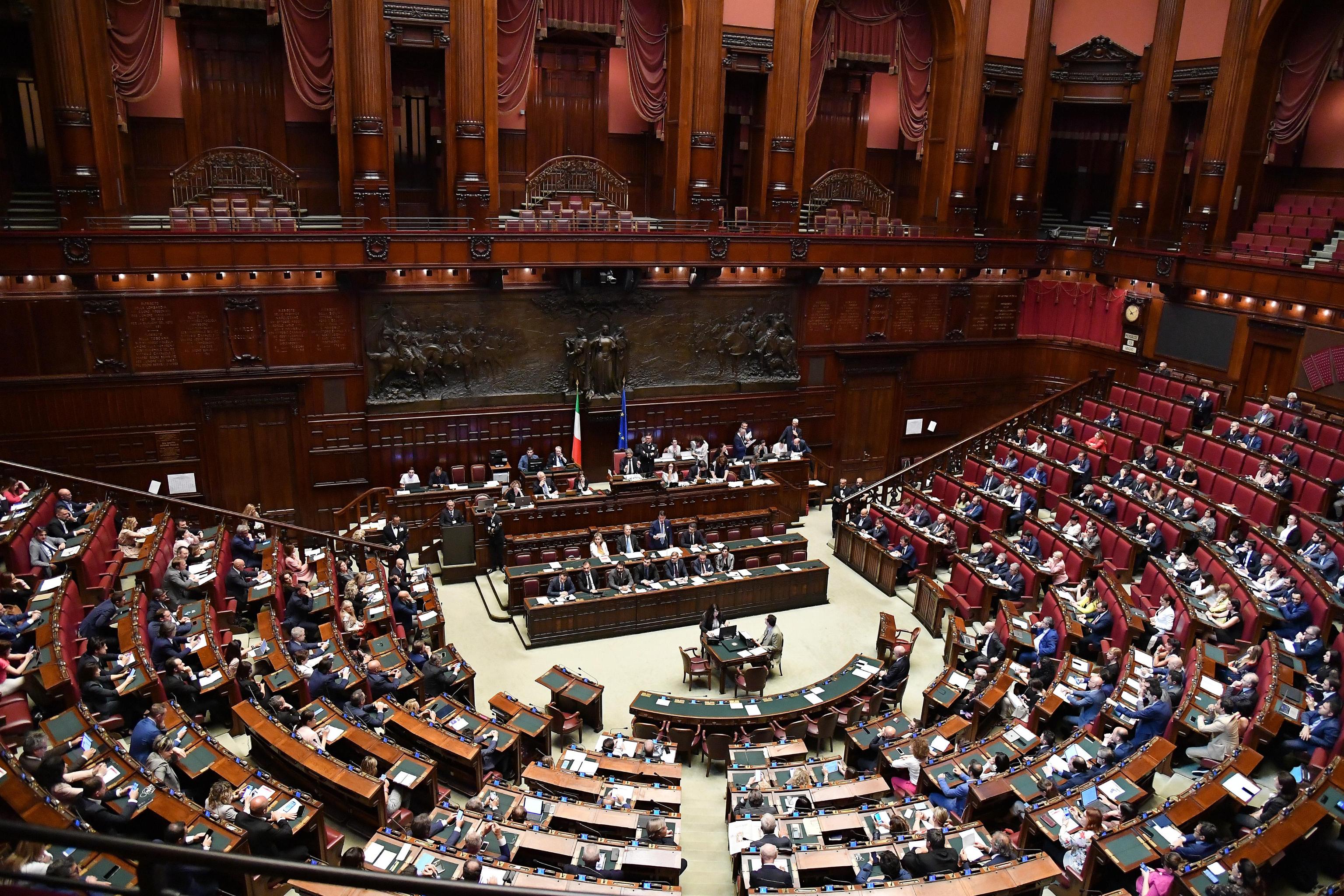 In difesa del Parlamento: no ai tagli