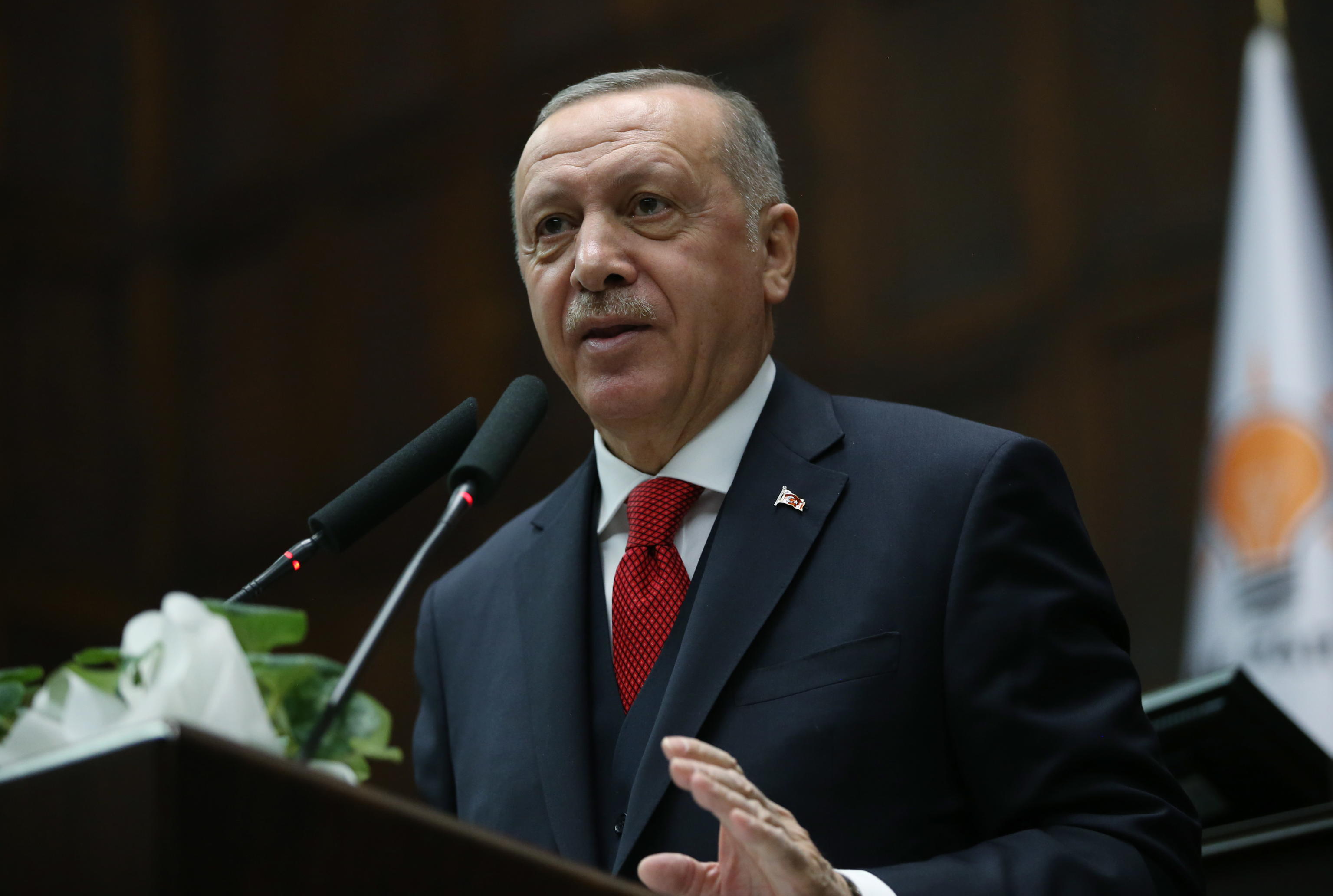 Siria, Erdogan: “Tradito dai Paesi arabi che sostengono il Piano Trump”