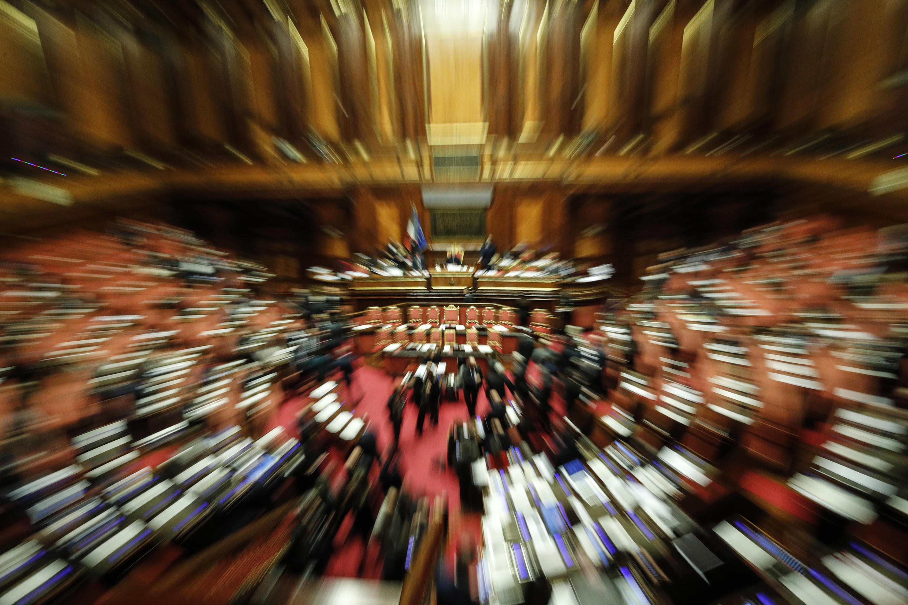 Parlamentari, numeri e Costituzione