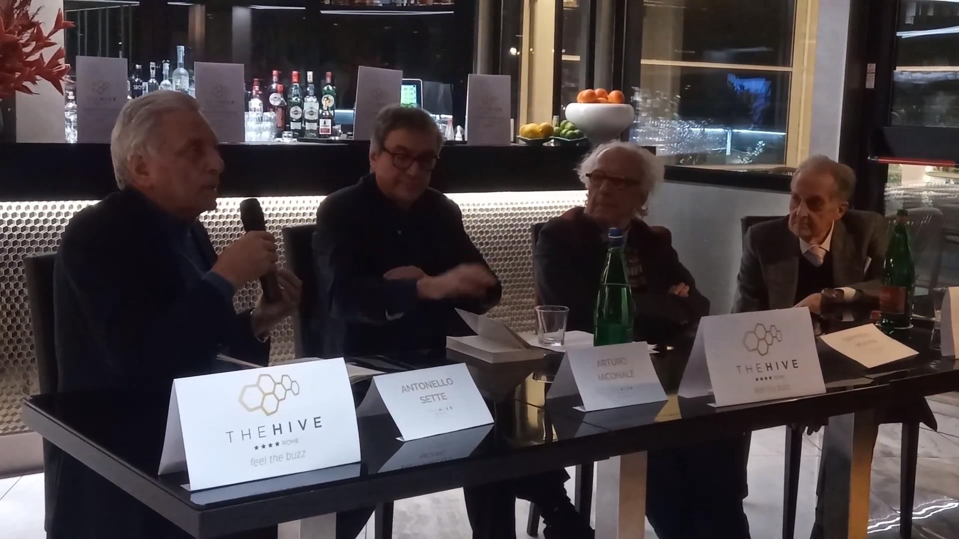 L’intervento di Diaconale alla presentazione di “Uffa”, il nuovo libro di Giampiero Mughini