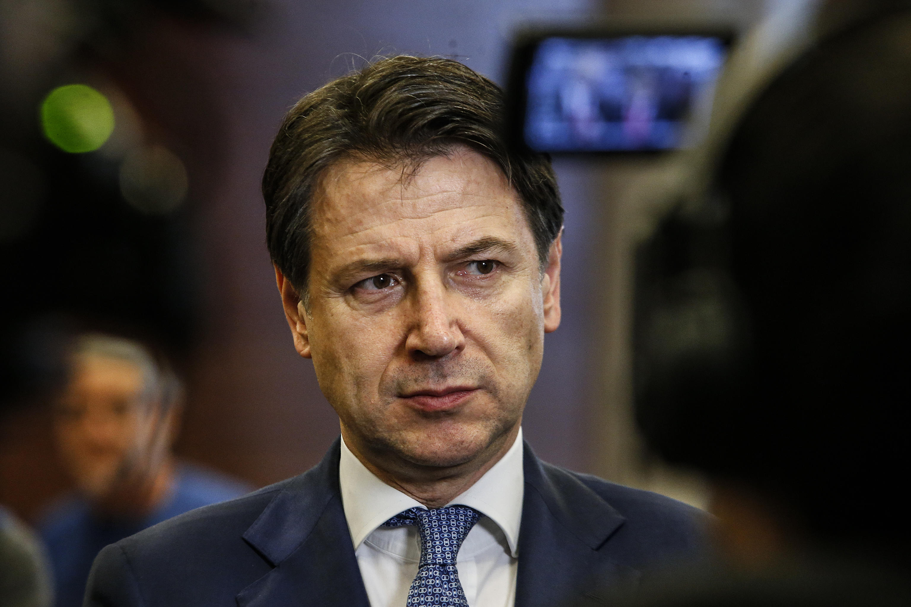 La differenza da Coronavirus di Paese reale e Paese formale