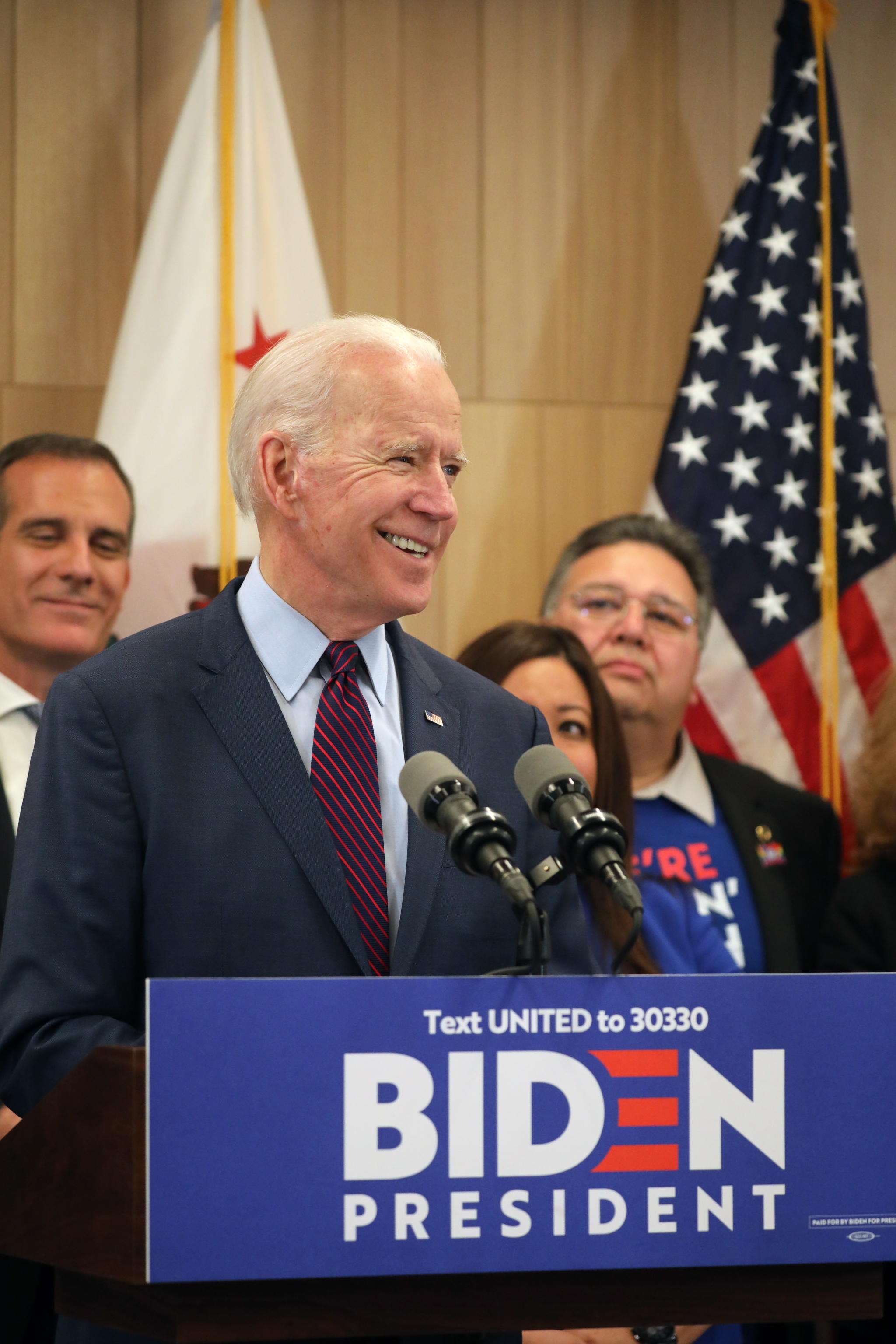 Effetto Biden: Bloomberg annuncia il suo endorsement