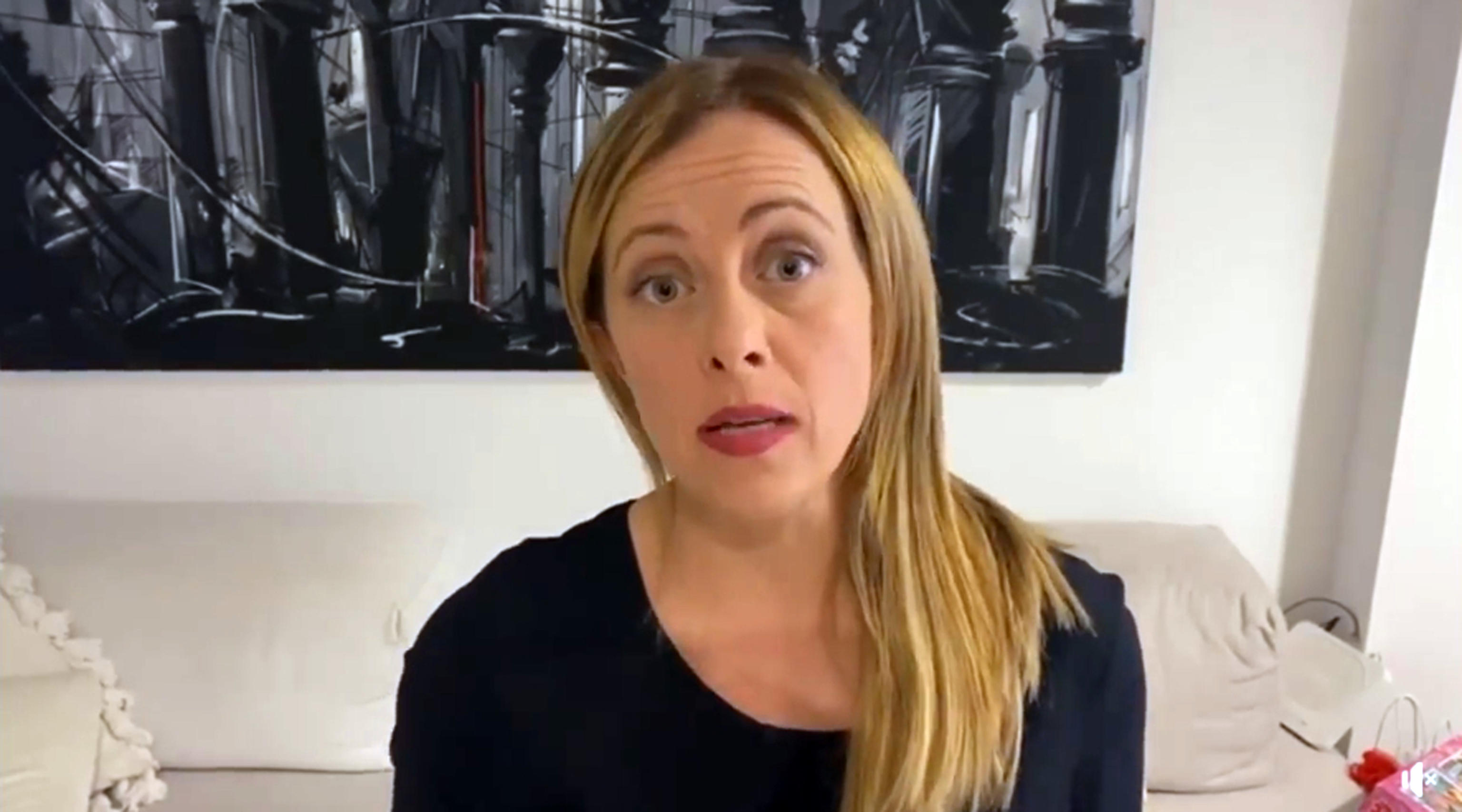 Dalla Palombelli a Giorgia Meloni, tutte le stakanoviste del video anti Covid-19