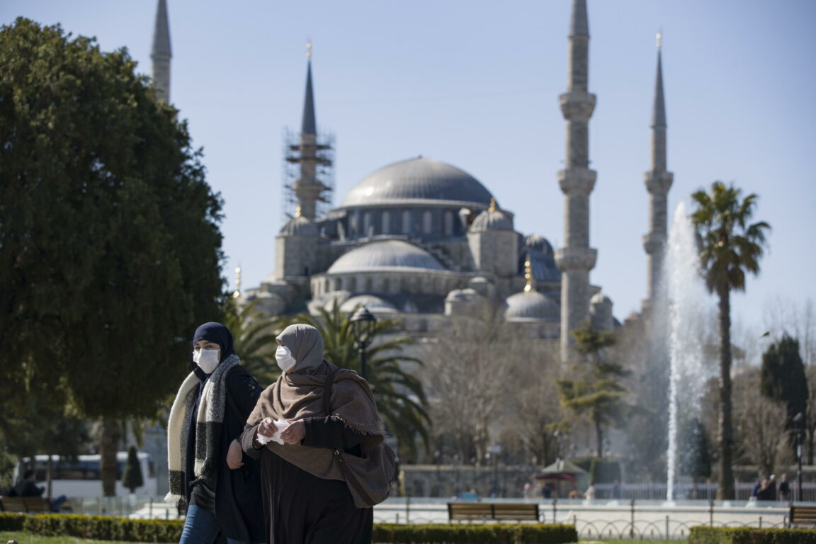Turchia: “Bella Ciao” dai minareti