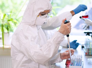 Crisanti attacca l’Oms: “È un baraccone che va smontato”