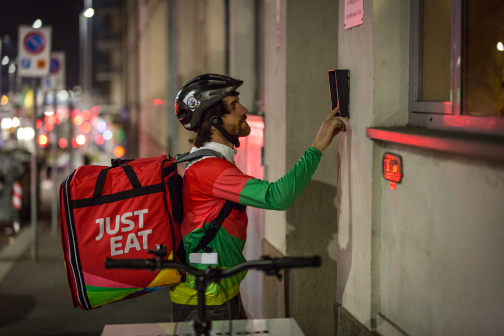Just Eat-Grubhub: nasce colosso del food delivery