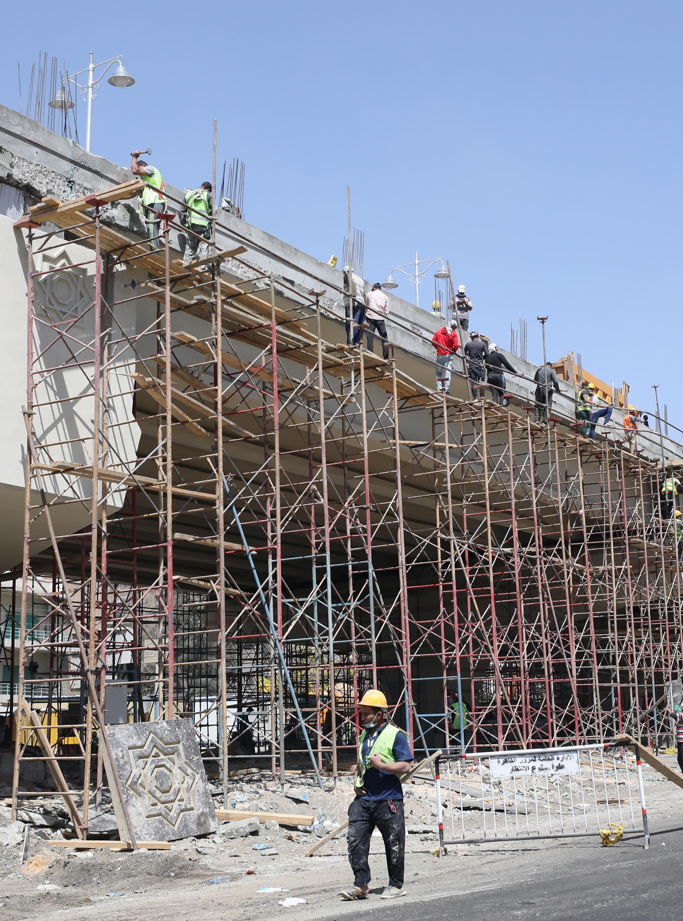 Il virus “colpisce” anche il settore delle costruzioni