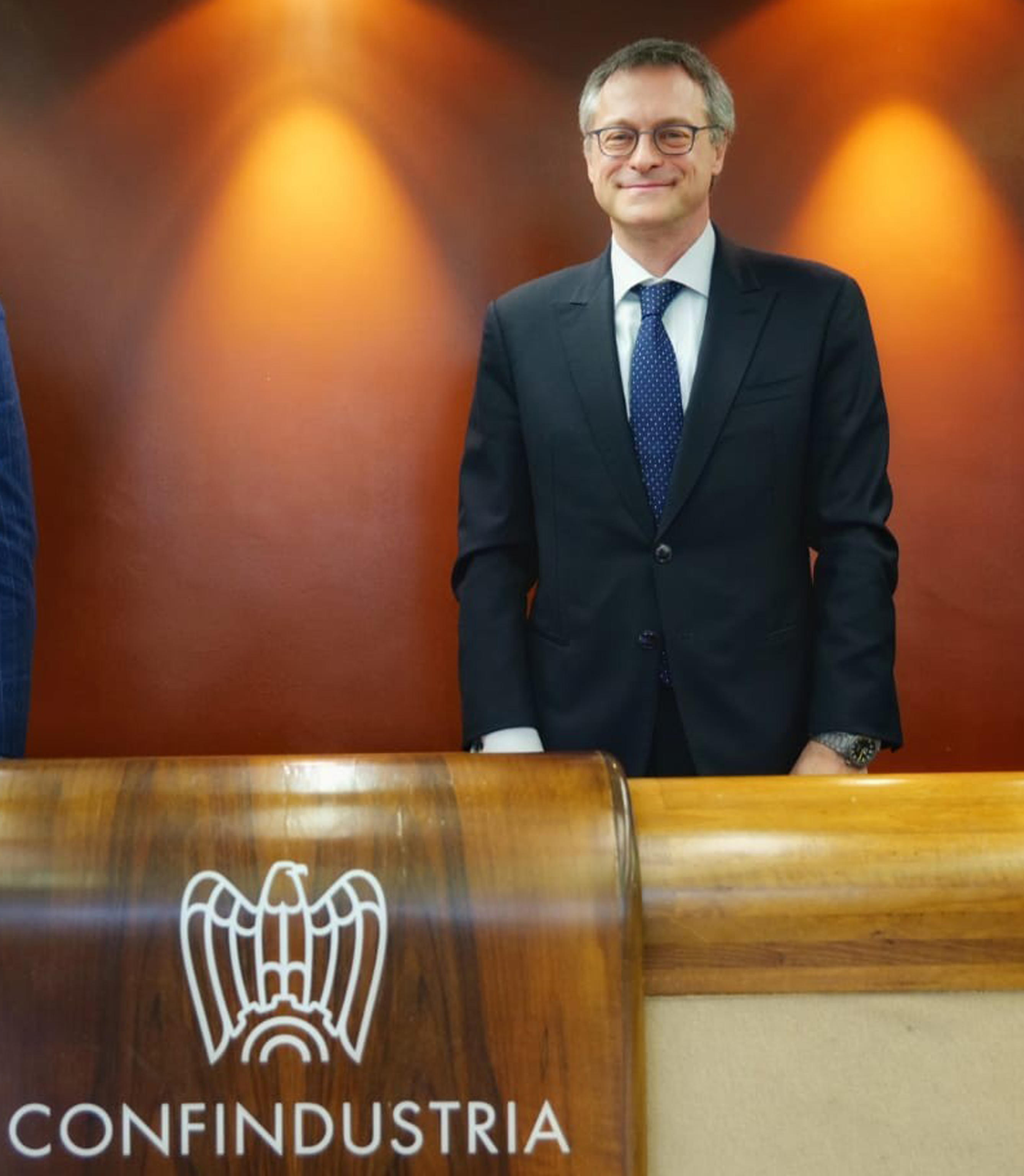 Sulla scena una Confindustria di lotta e di governo
