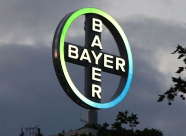 Bayer paga oltre 10 miliardi, patteggia cause Roundup