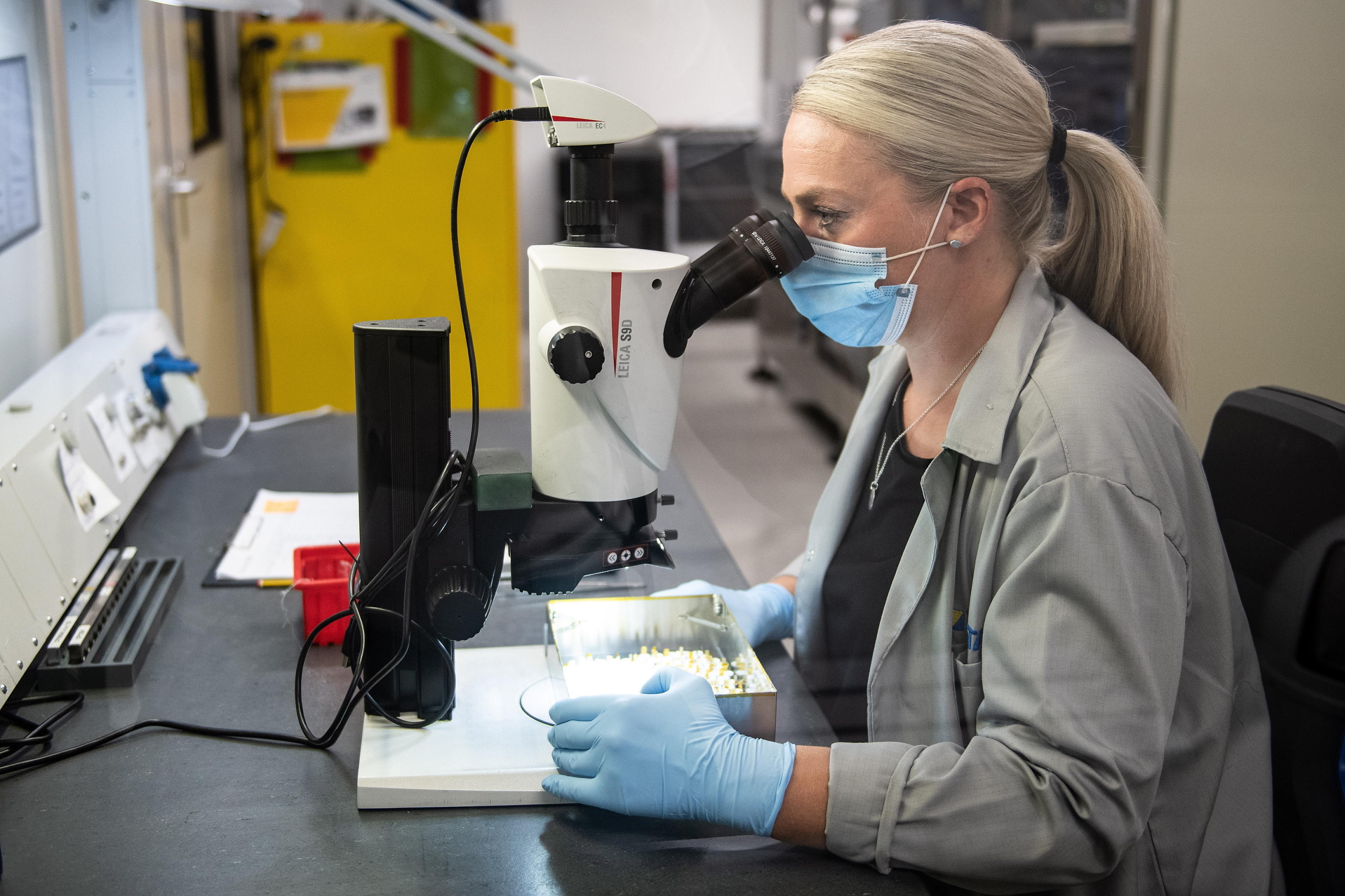 Coronavirus, da febbraio mezzo milione di occupati in meno