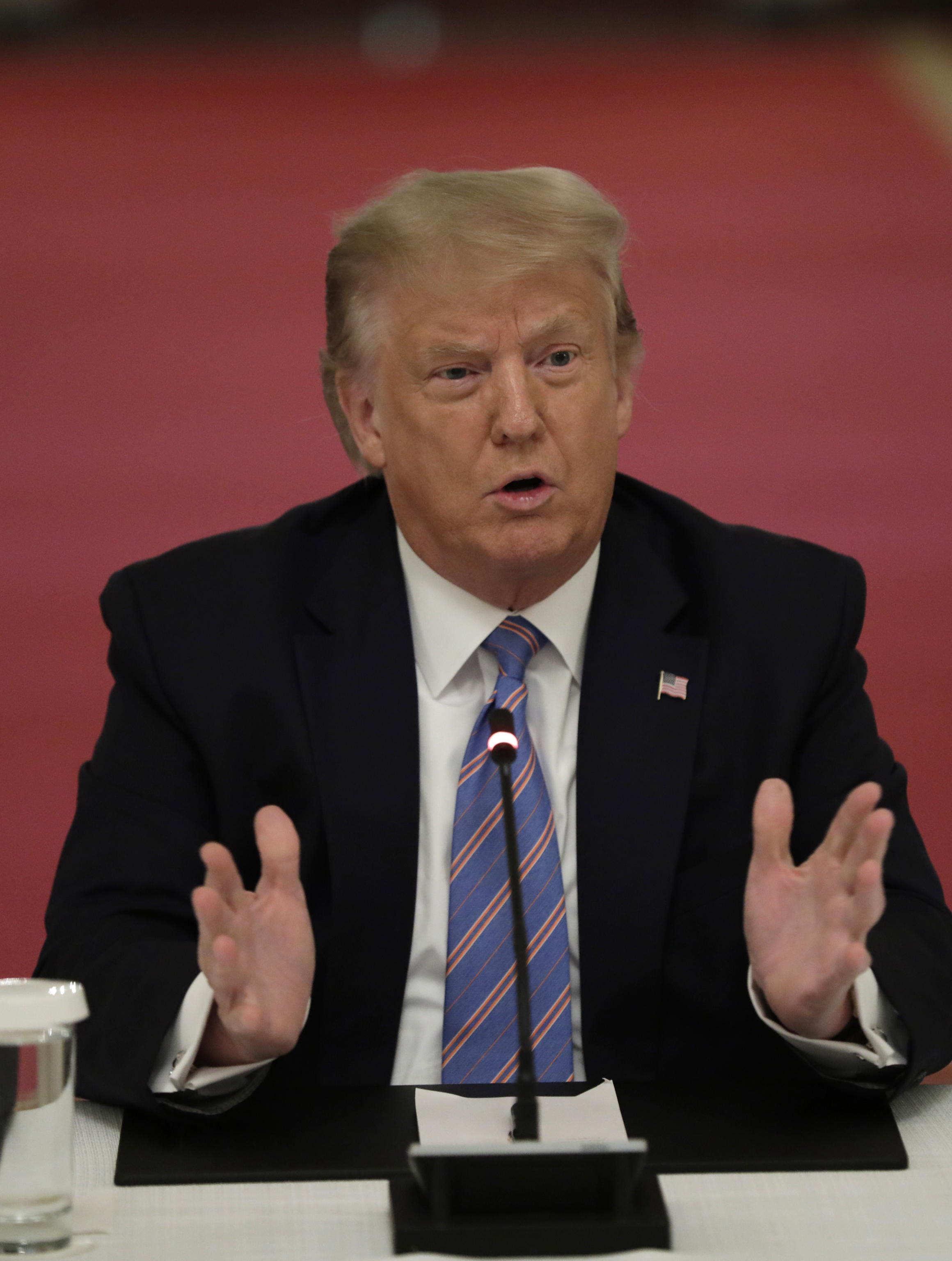 Trump minaccia l’Oms: via nel 2021