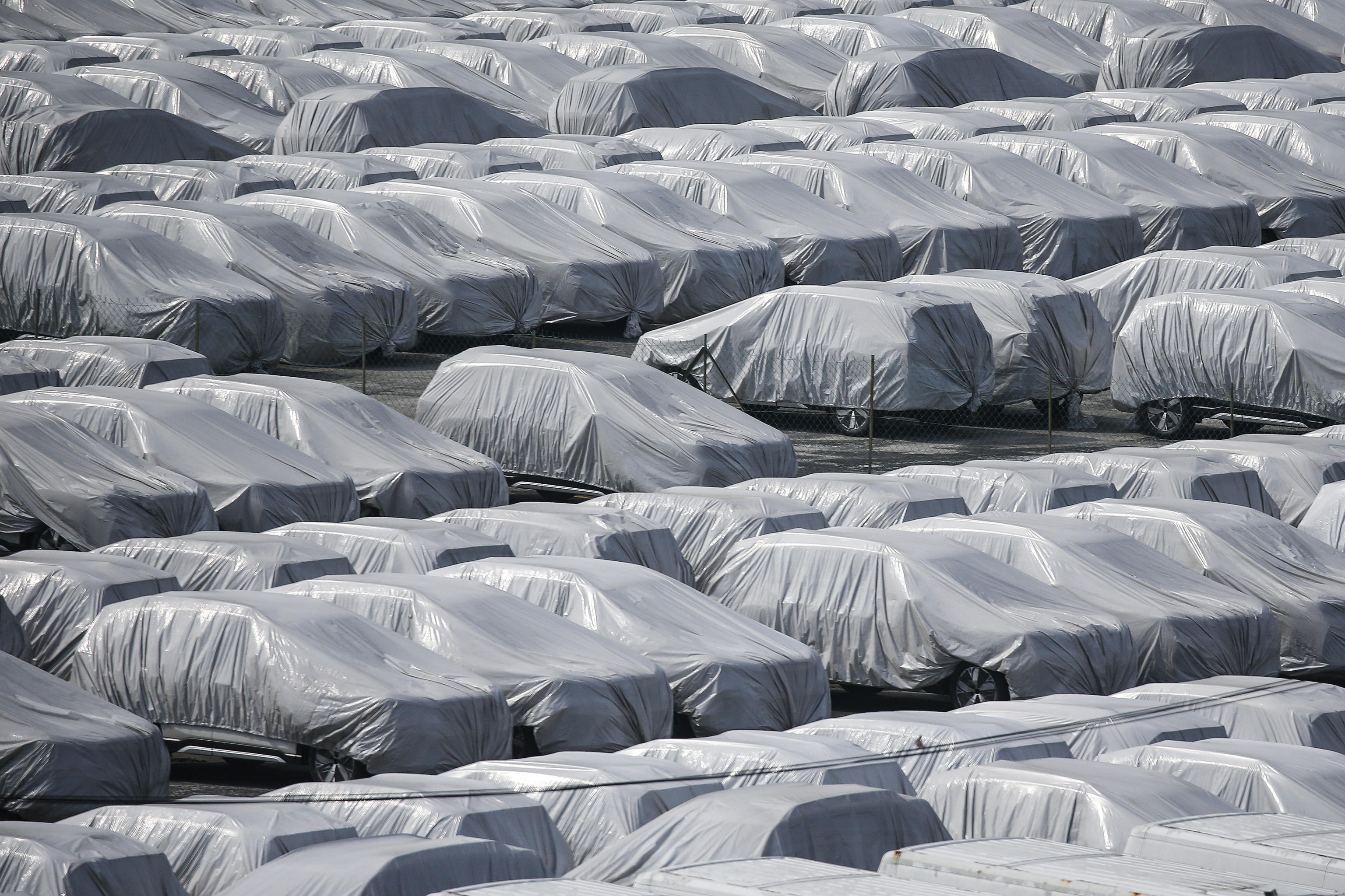 Auto: Ey-Cdp-Luiss, bonus e investimenti per la svolta