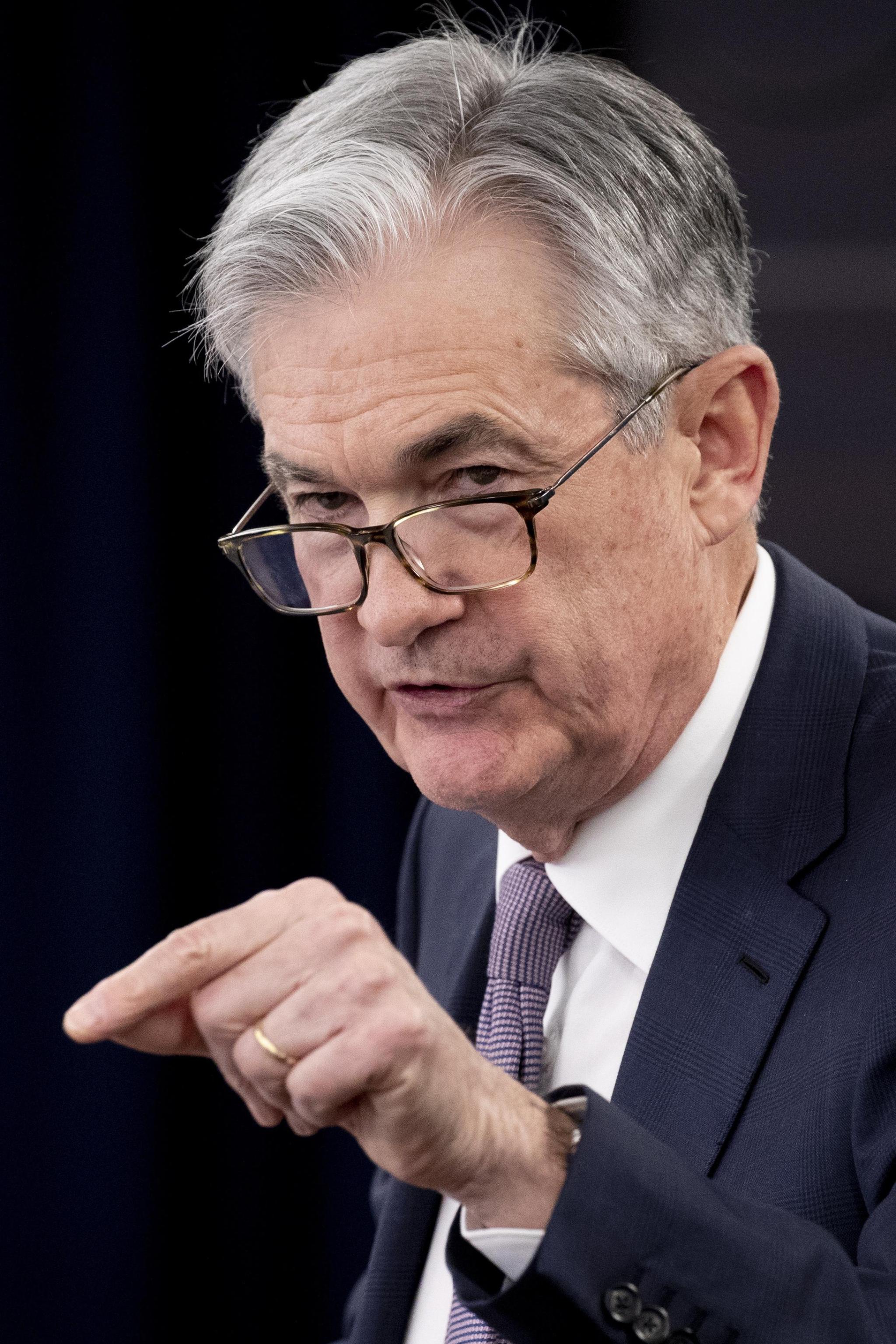 Powell avverte: crescita dipende da Covid, Fed pronta