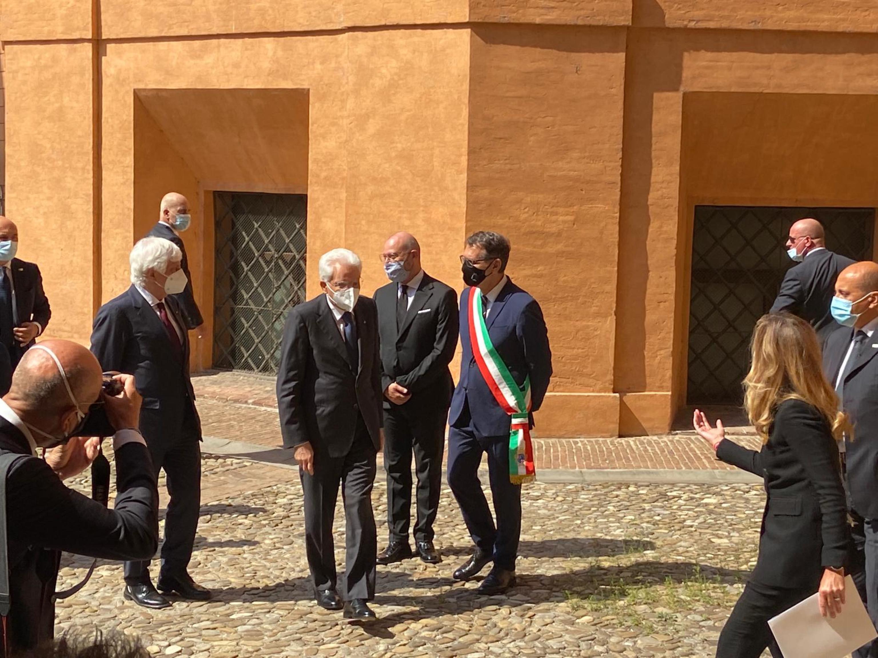 Mattarella ricorda le stragi di Ustica e della stazione di Bologna
