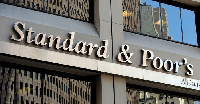 S&P migliora le stime del Pil Italia a -8,9 per cento nel 2020