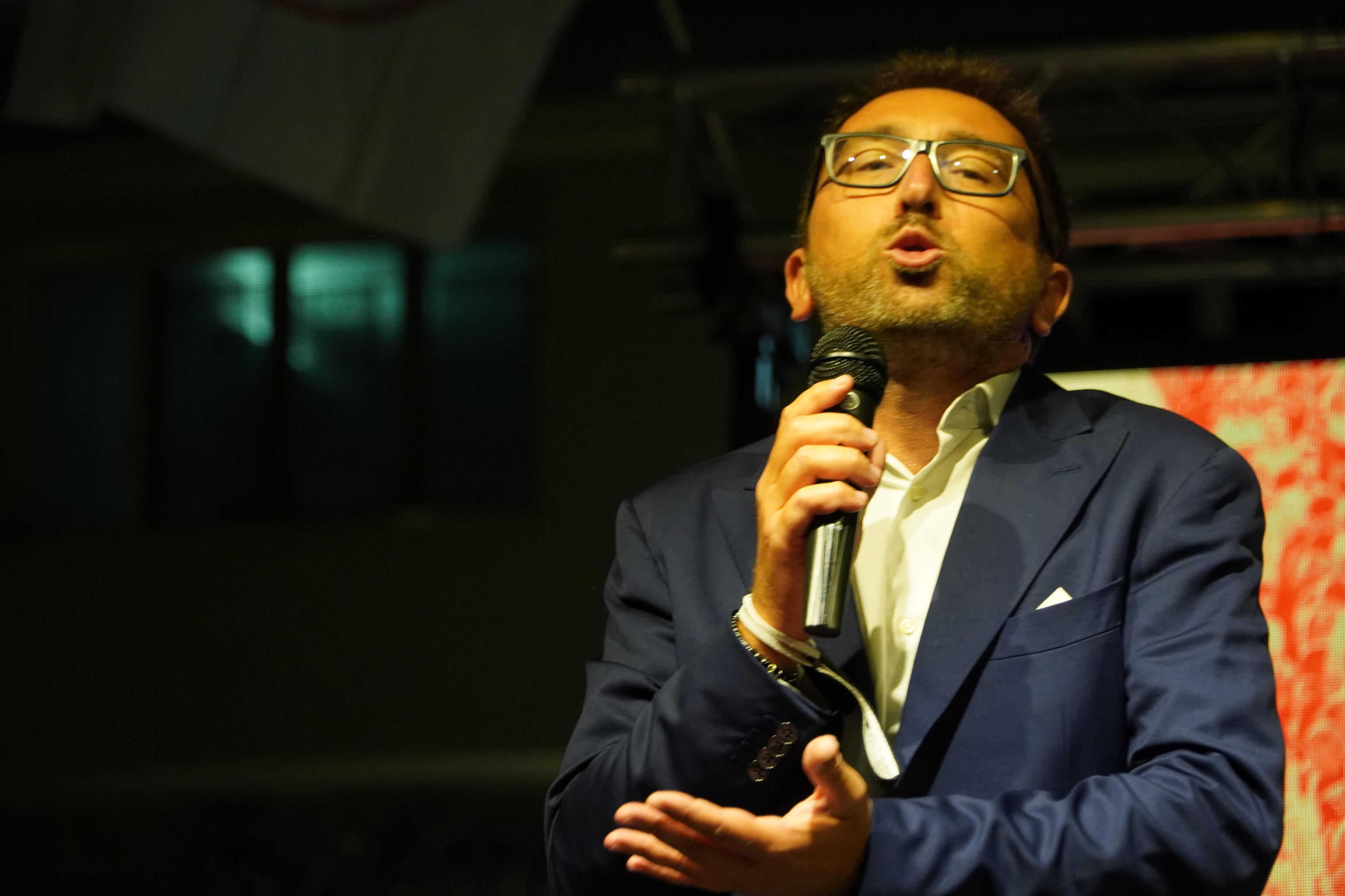 De-radicalizzare i radicalizzati con i radicalizzatori 