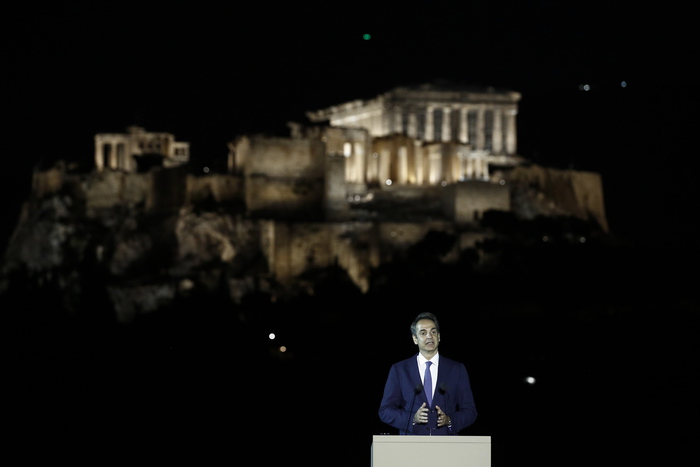 Grecia, Atene inaugura la nuova illuminazione dell’Acropoli