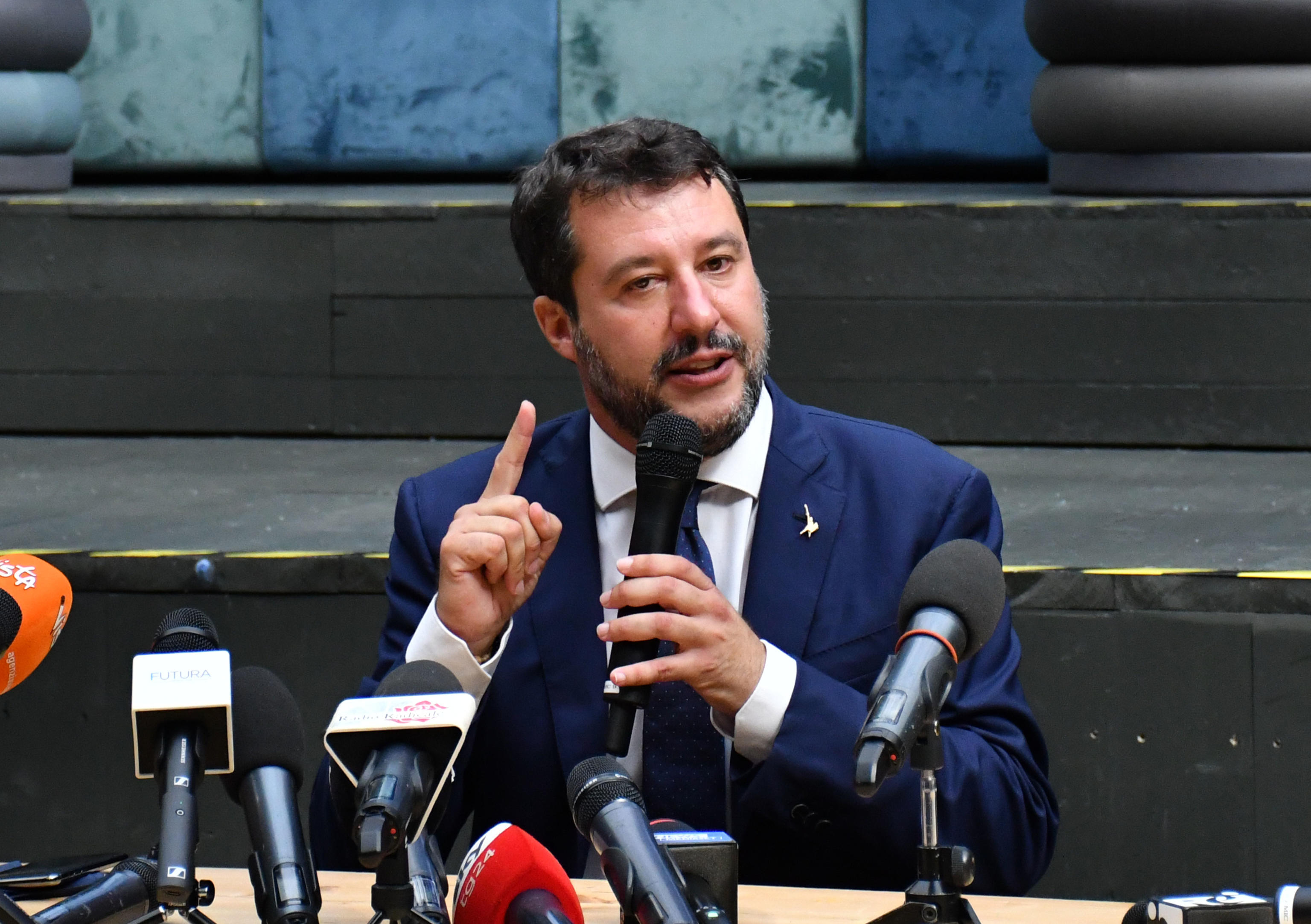 Salvini: un processo spettacolo