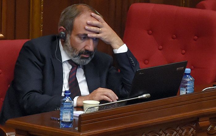 Autogol di Pashinyan: la guerra contro l’Azerbaigian
