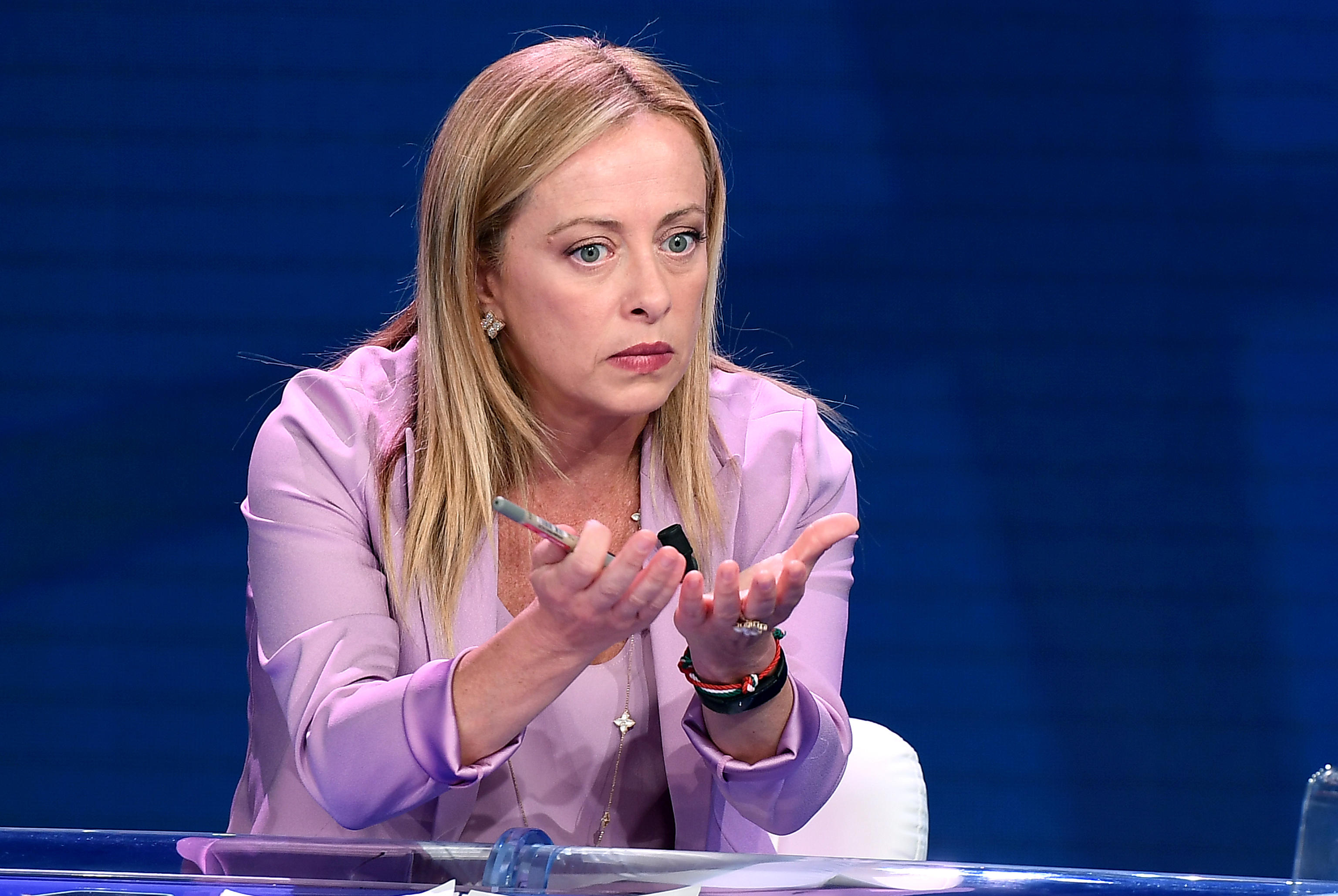 La Meloni sul Dpcm: la misura è colma