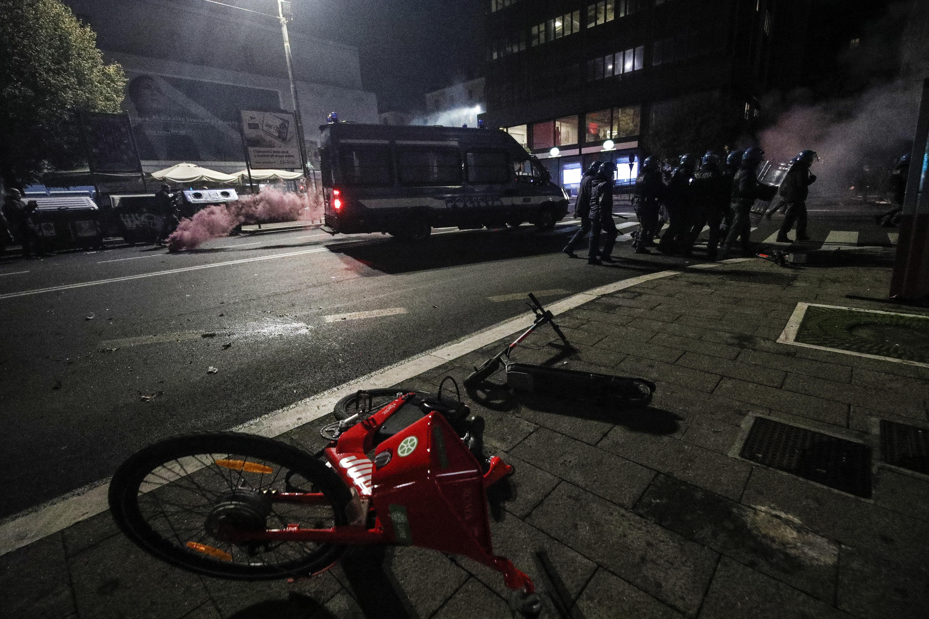 A un passo da un catastrofico lockdown