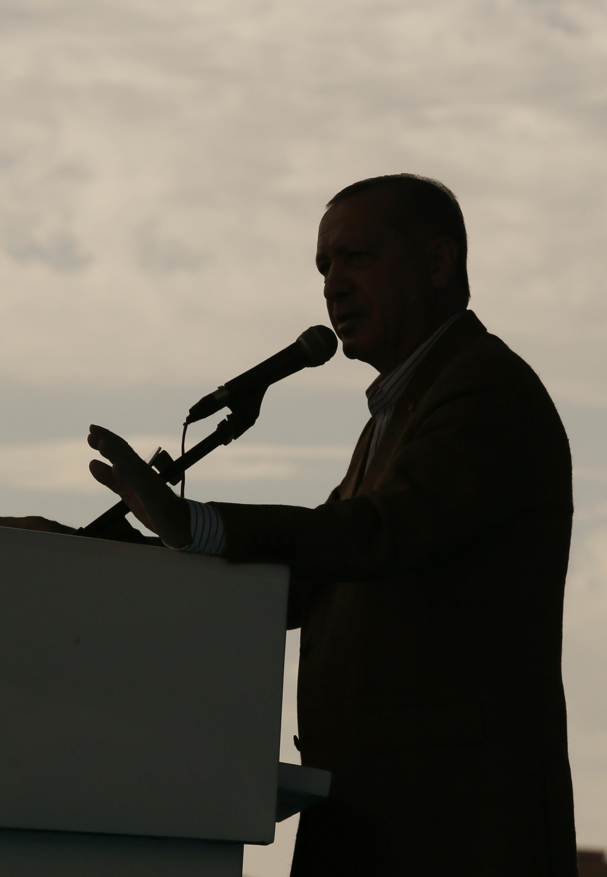 Erdogan: musulmani in Ue come ebrei col nazismo