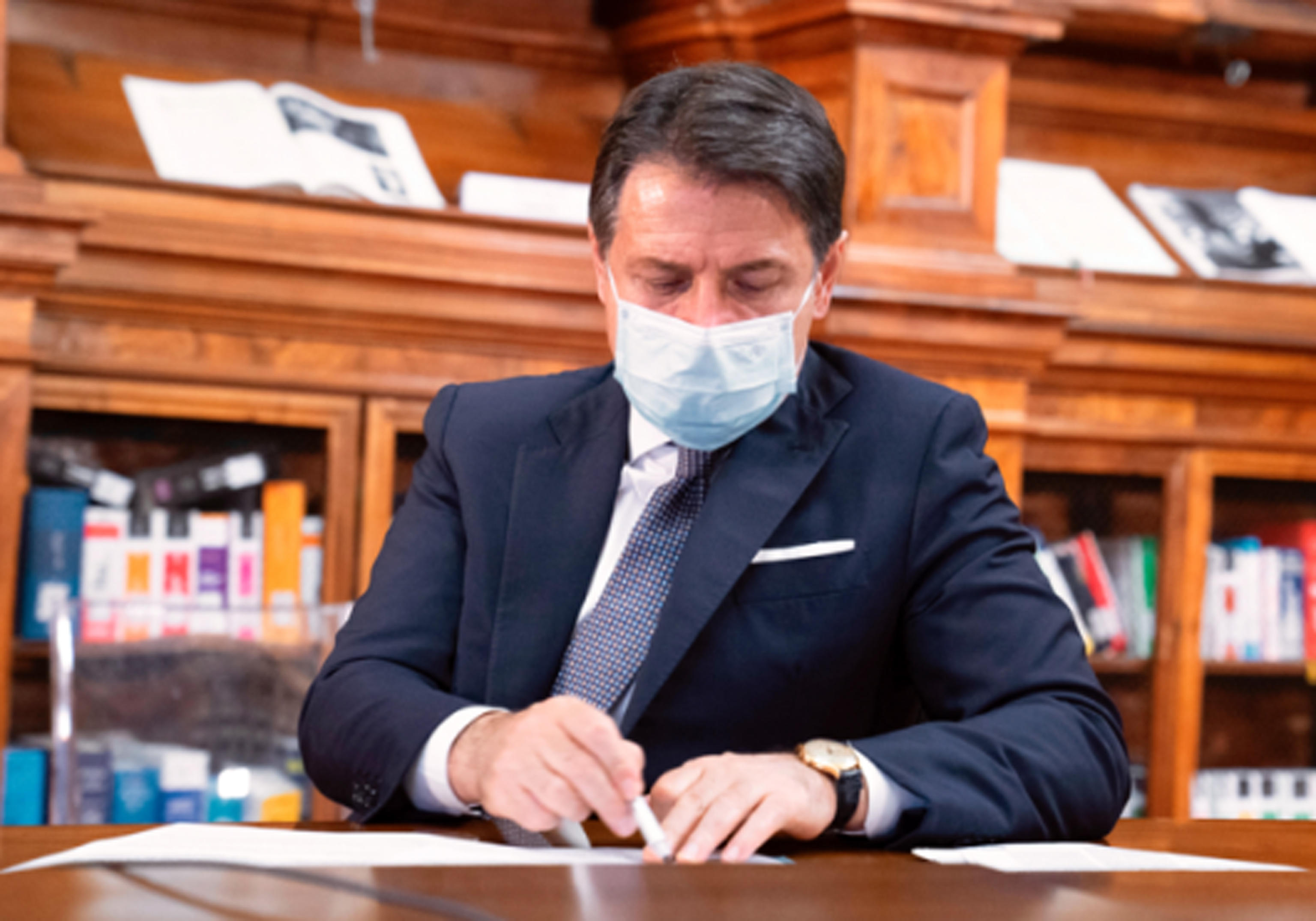 Scambio epistolare Conte-Muti