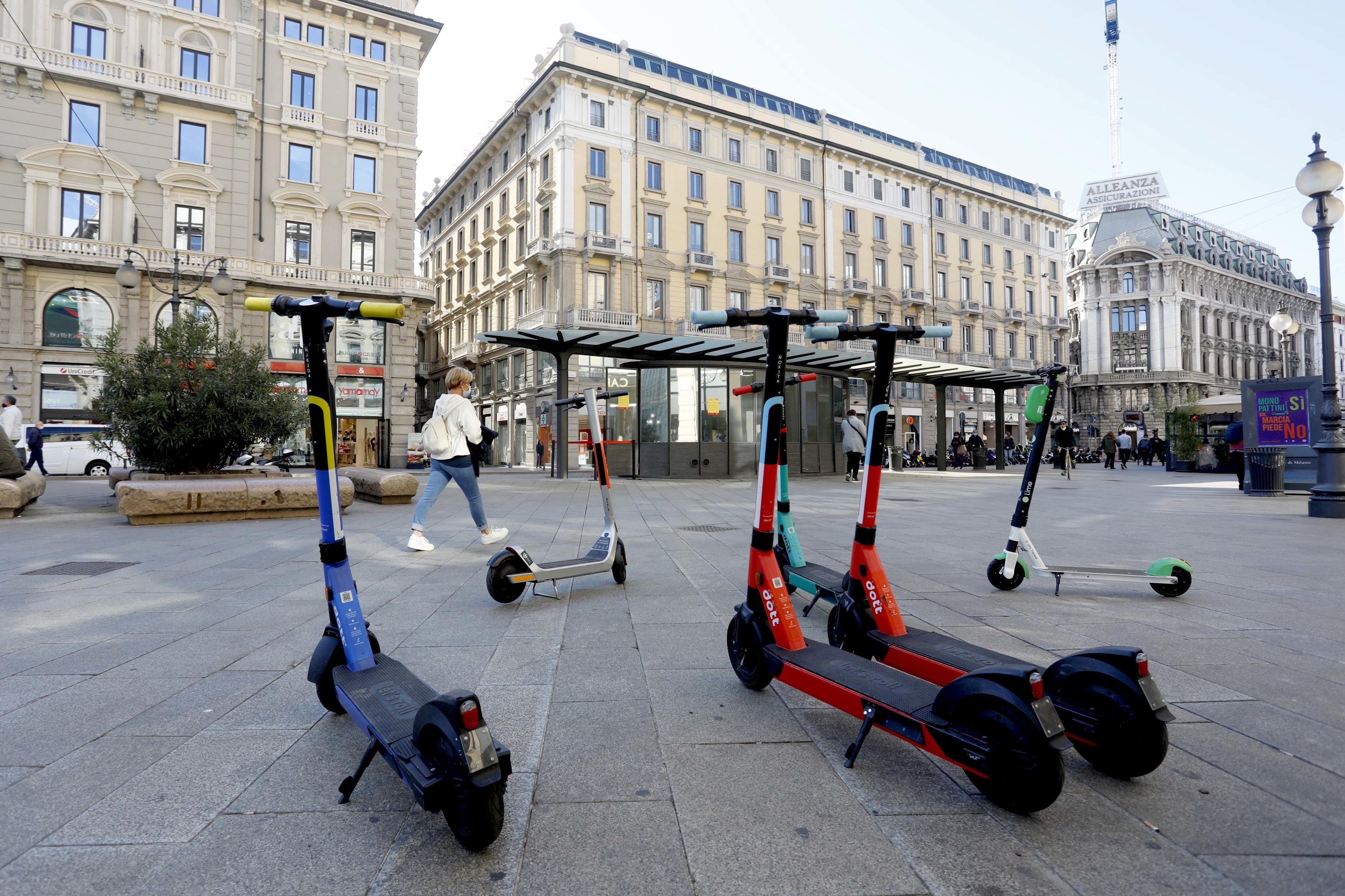 Stop al far-west dei monopattini: linee guida da Comuni-Mit 