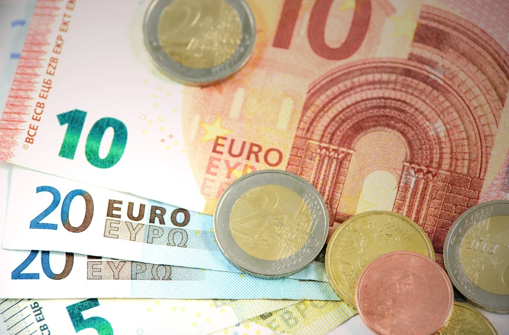 Legge di bilancio: i nodi sul pubblico impiego e i venti di sciopero