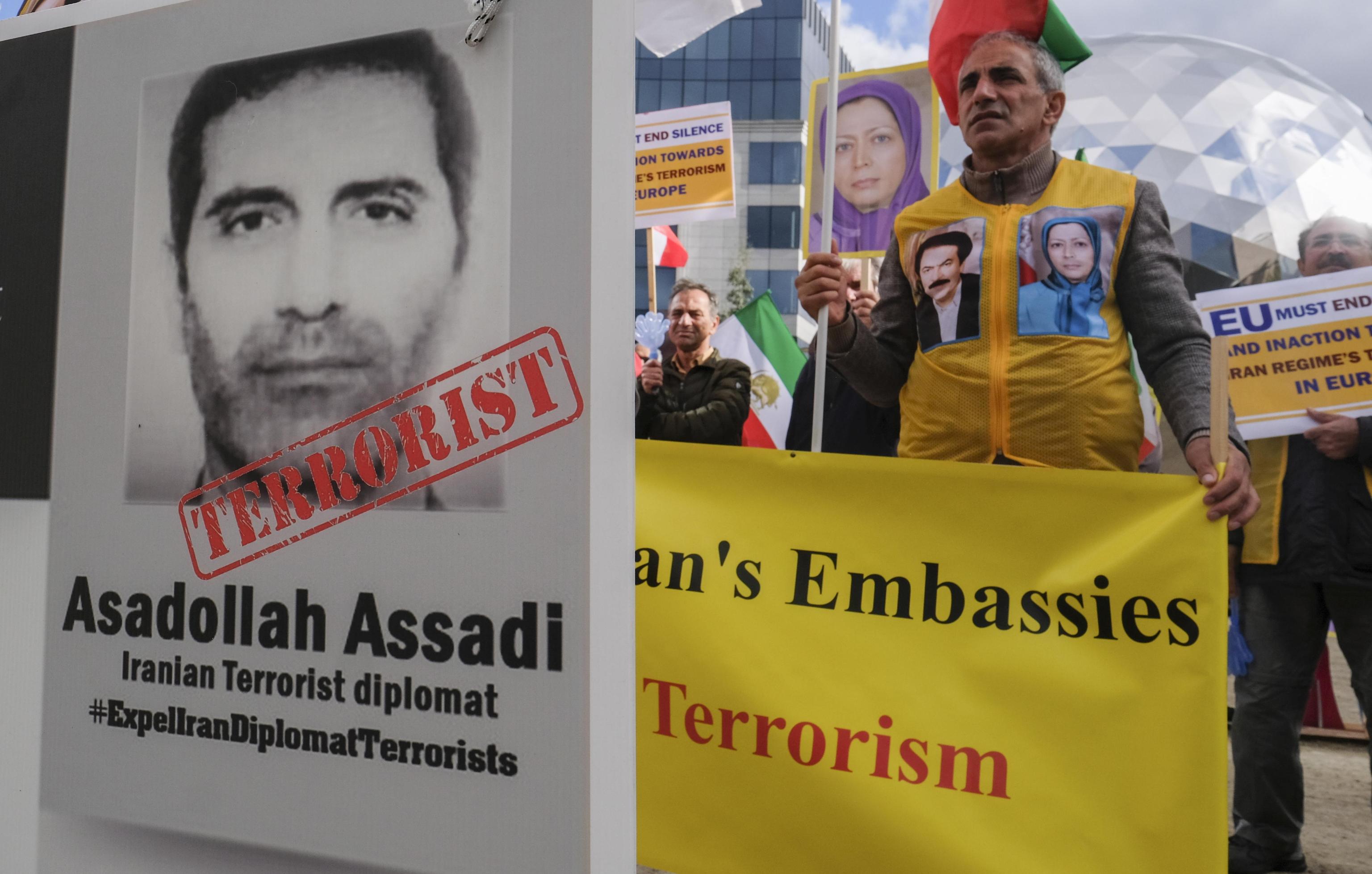 Teocrazia iraniana: i nodi del terrorismo vengono al pettine