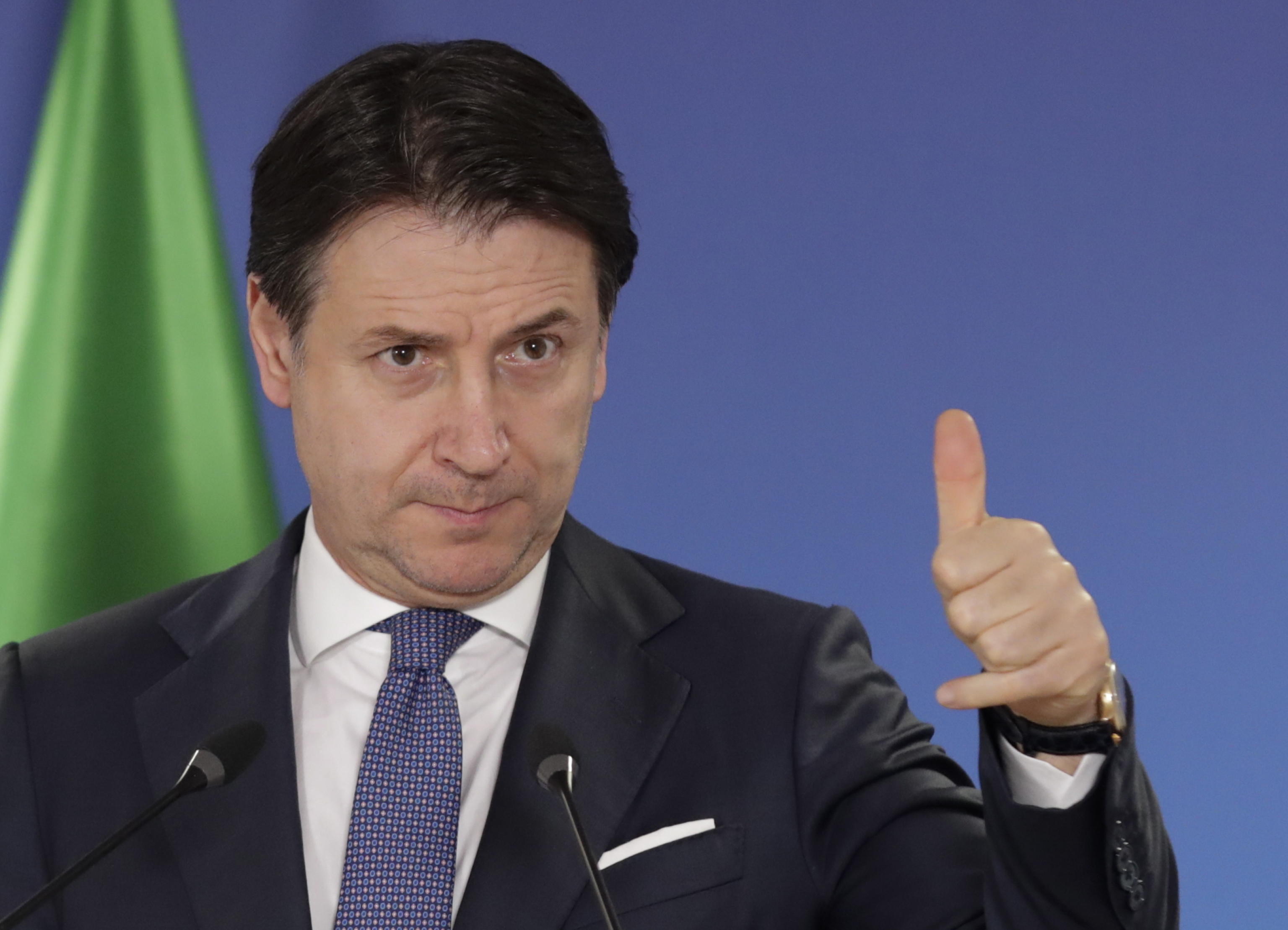 Conte, meglio tirare a campare che tirare le cuoia?