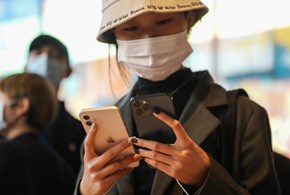 Sbloccare l’iPhone indossando la mascherina: si può fare!