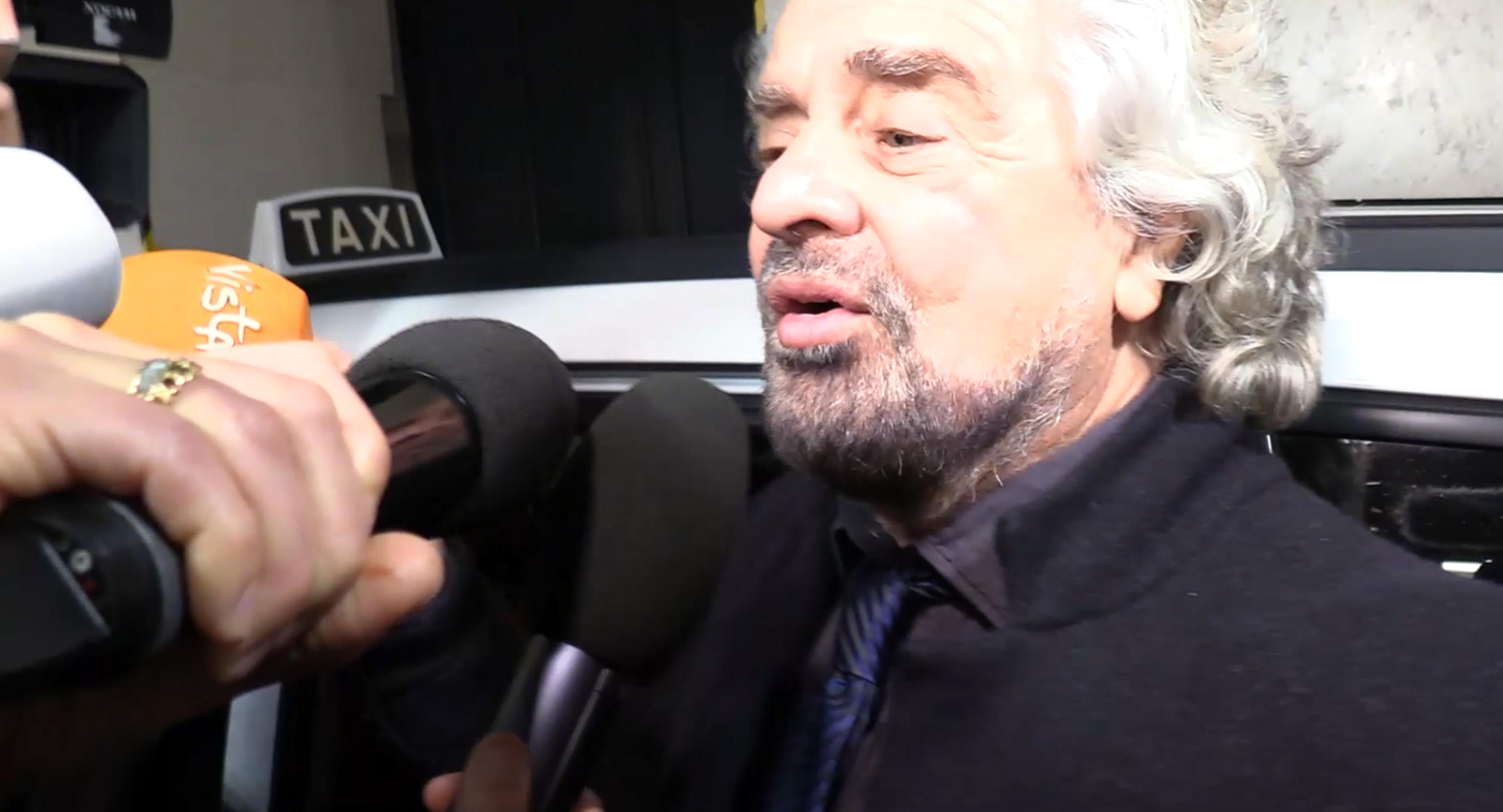 Rotola il Grillo, se il morto sta a galla